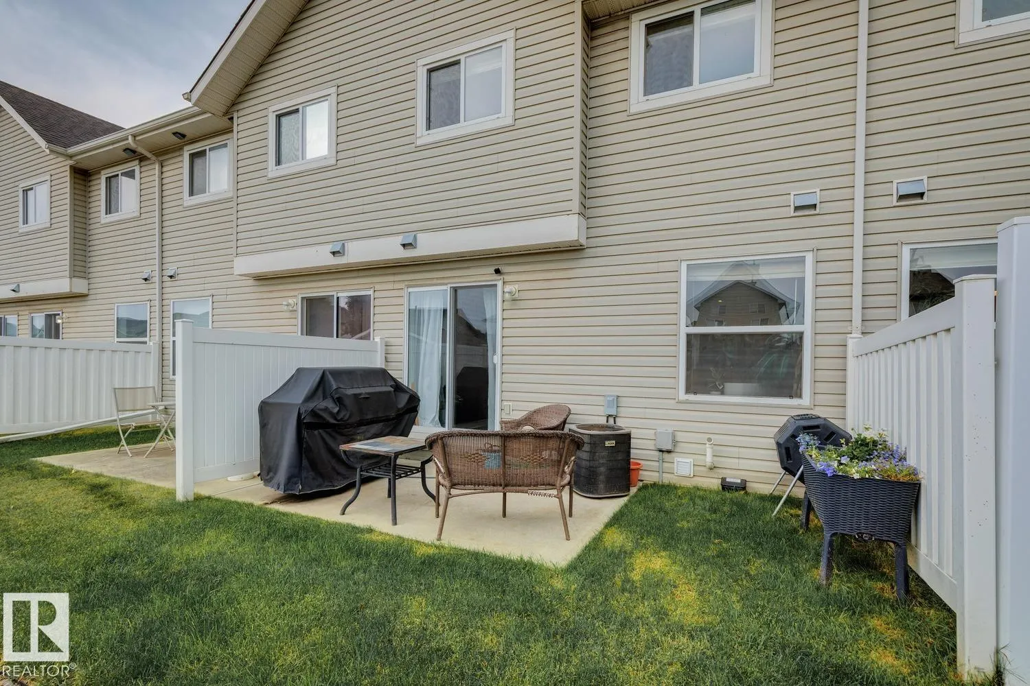 230 EDWARDS Drive
