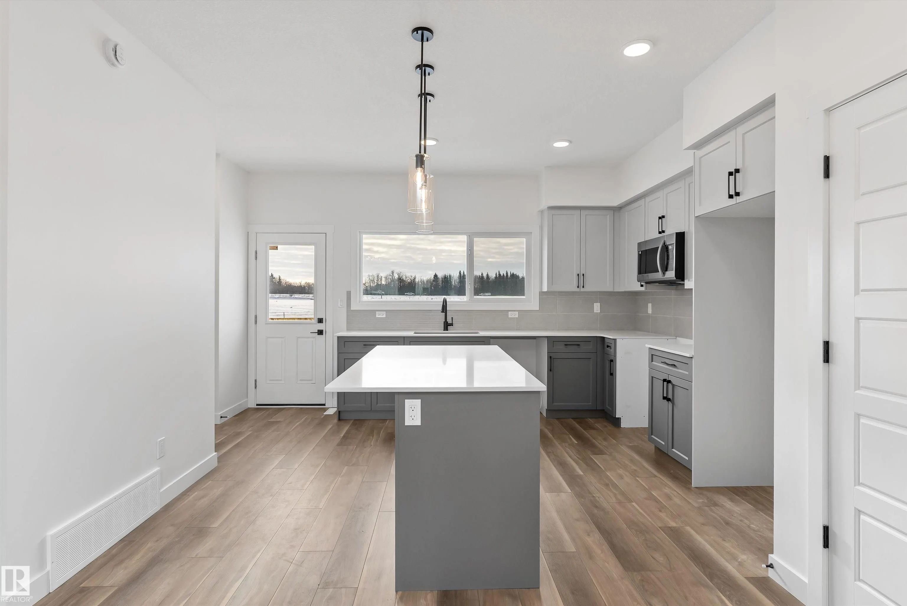 111 SERENO Lane