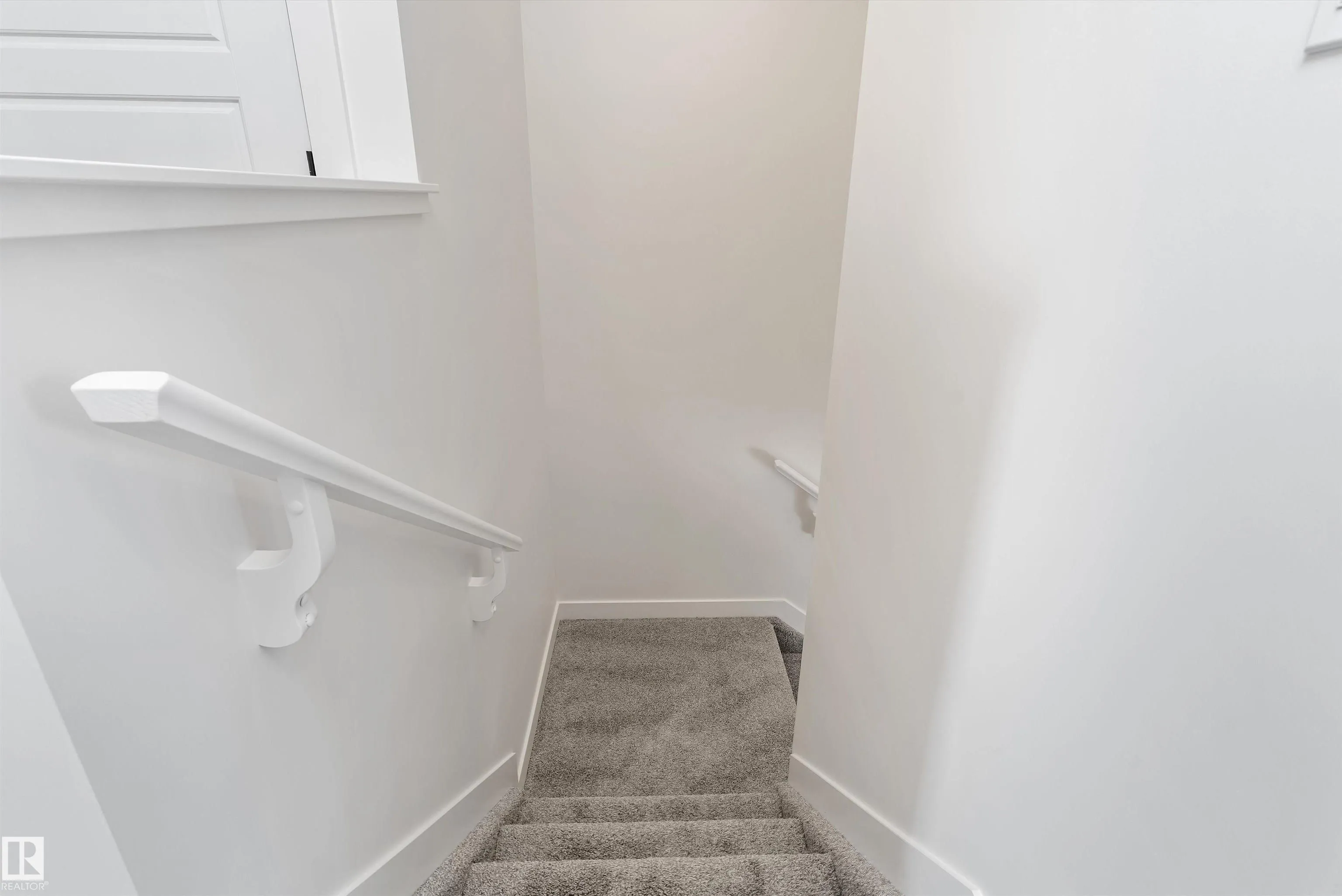 111 SERENO Lane