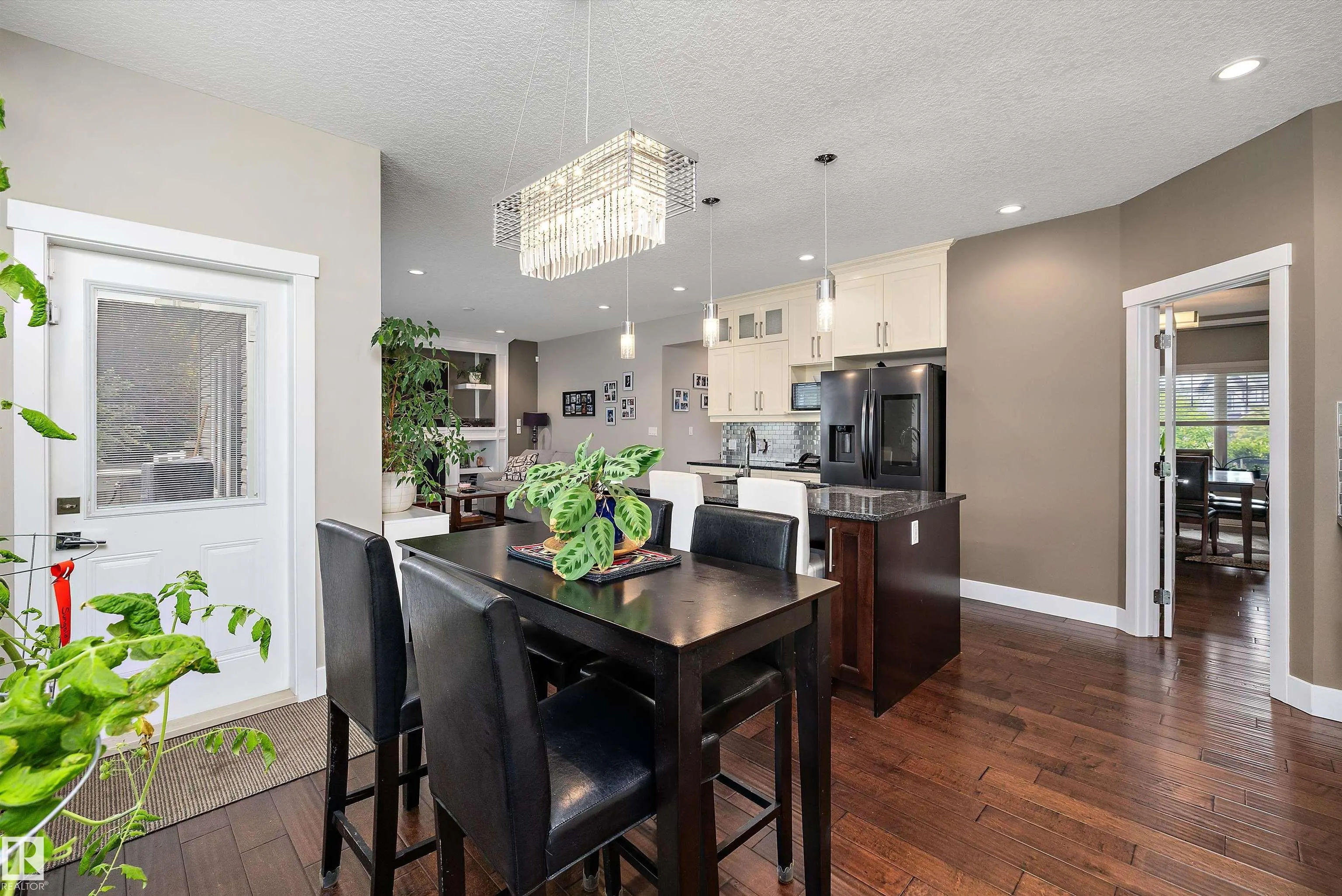 967 175 Street