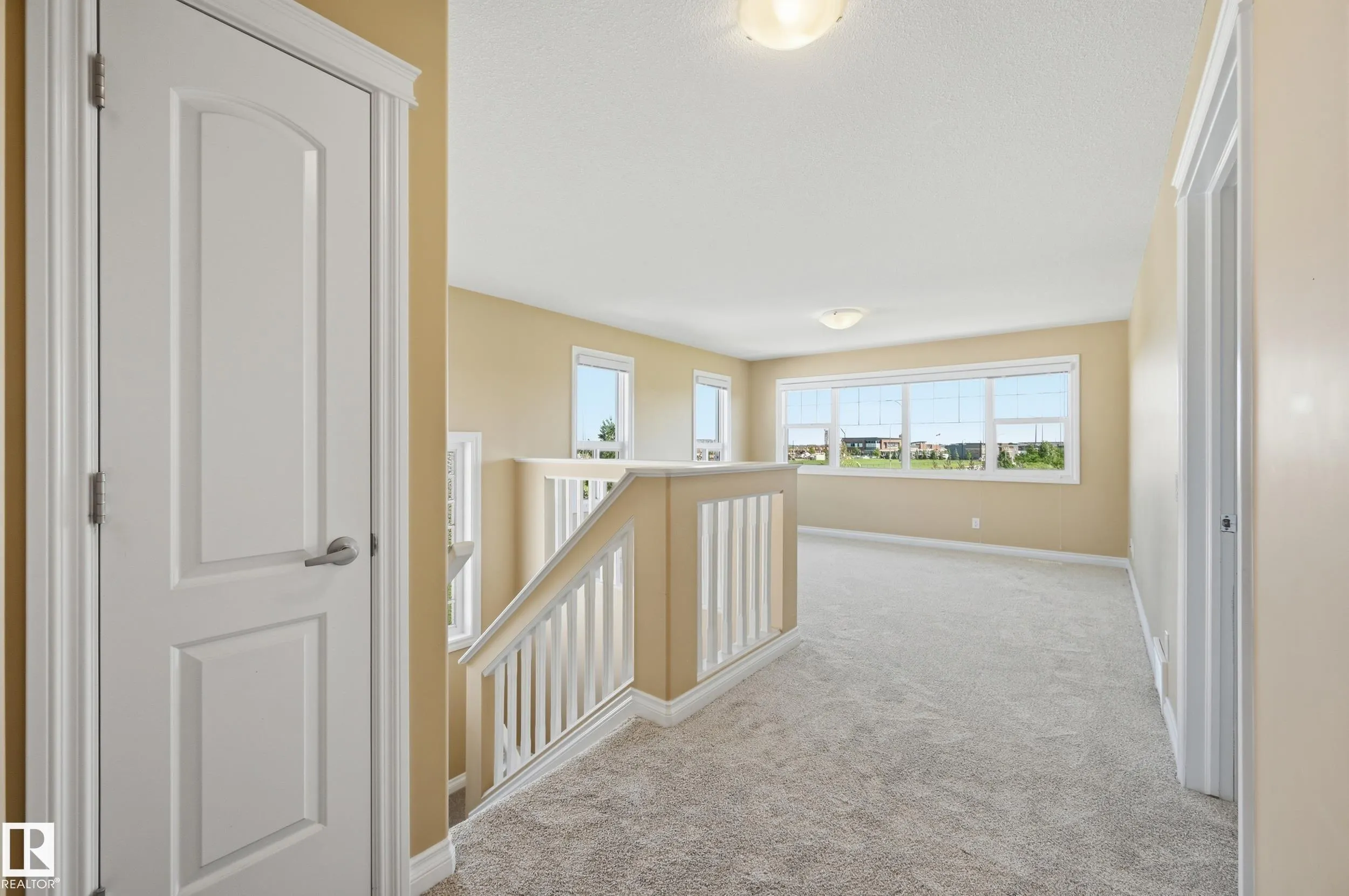 1590 Chapman Way