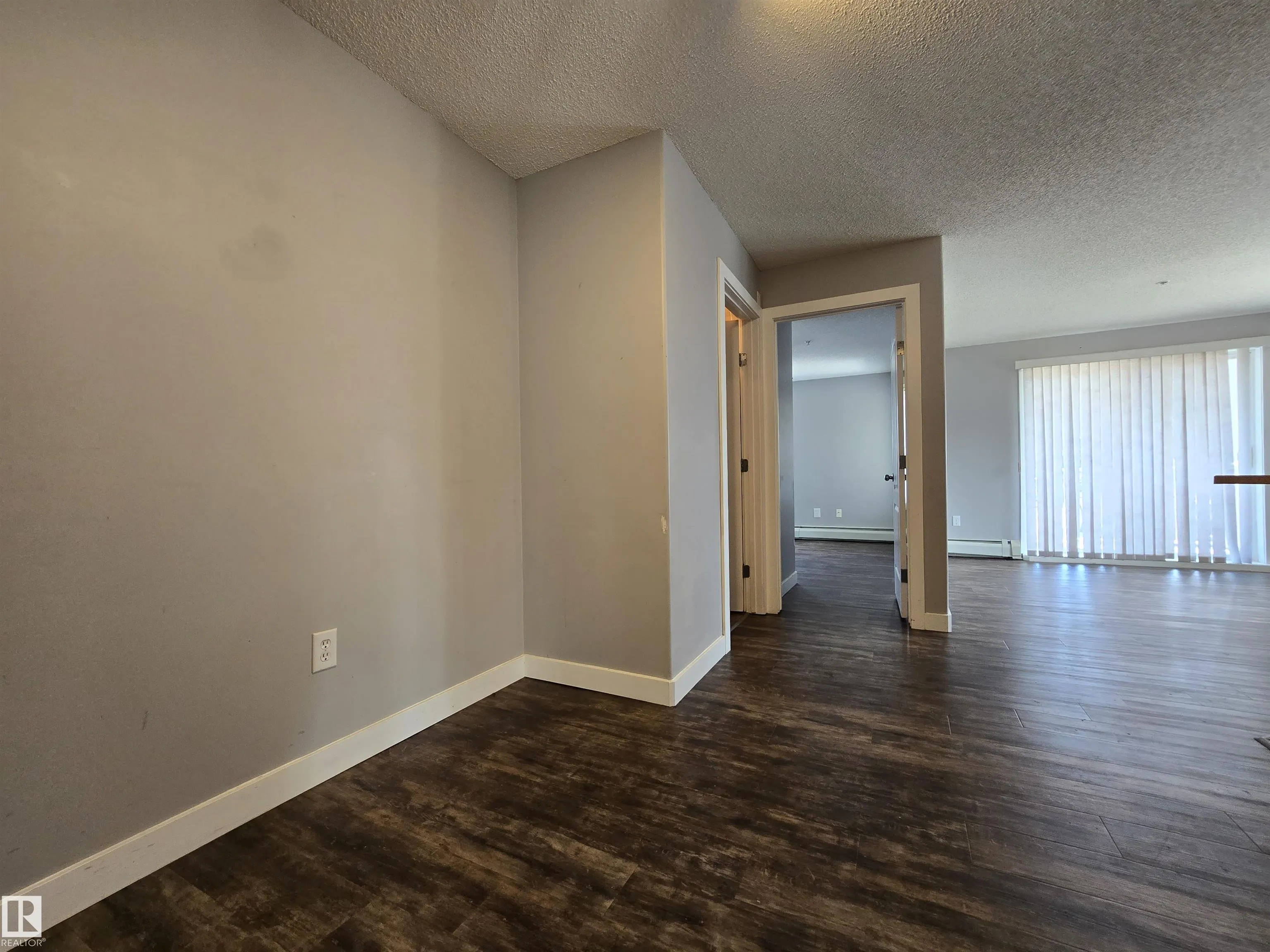 155 EDWARDS Drive