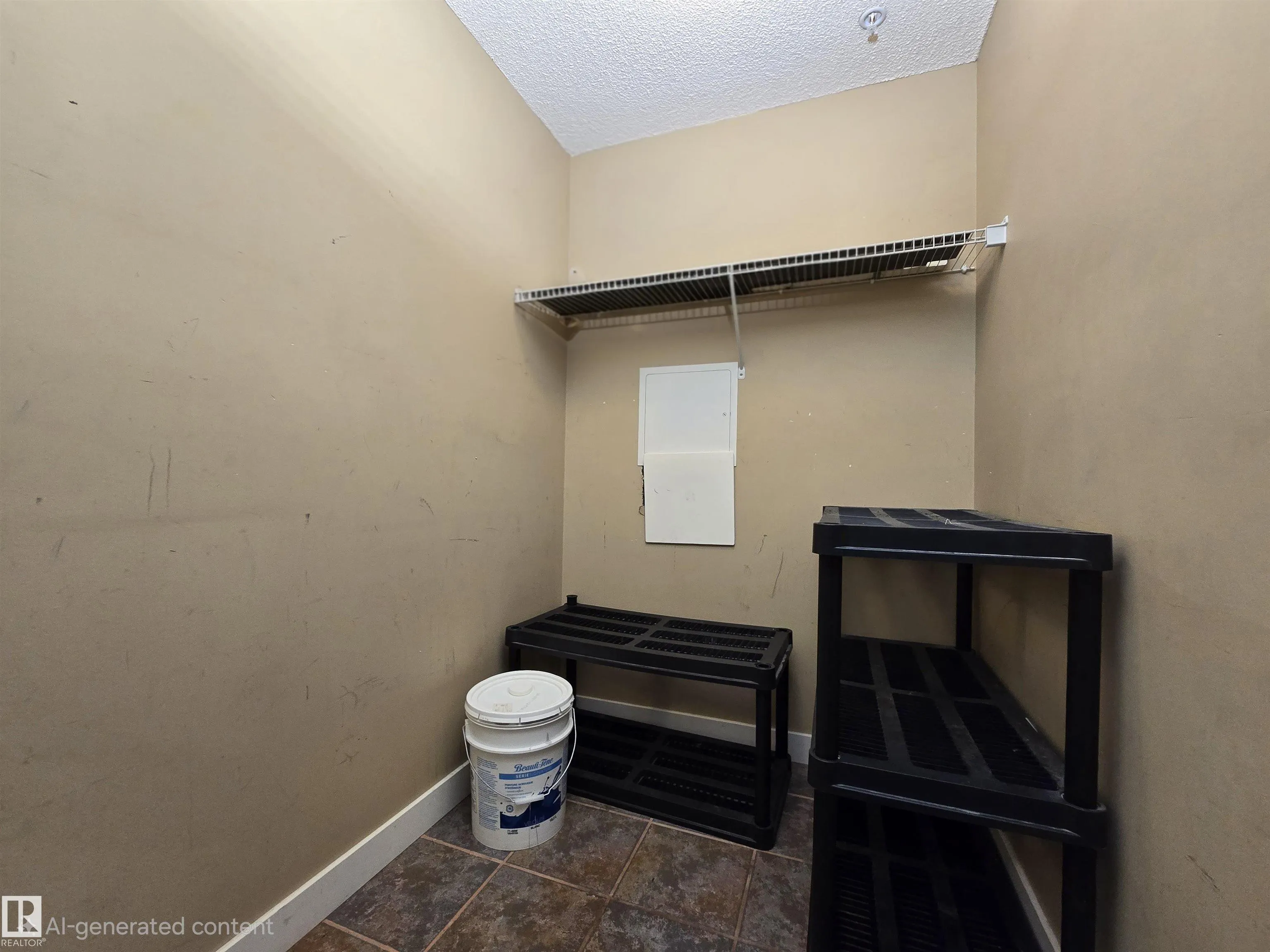 155 EDWARDS Drive