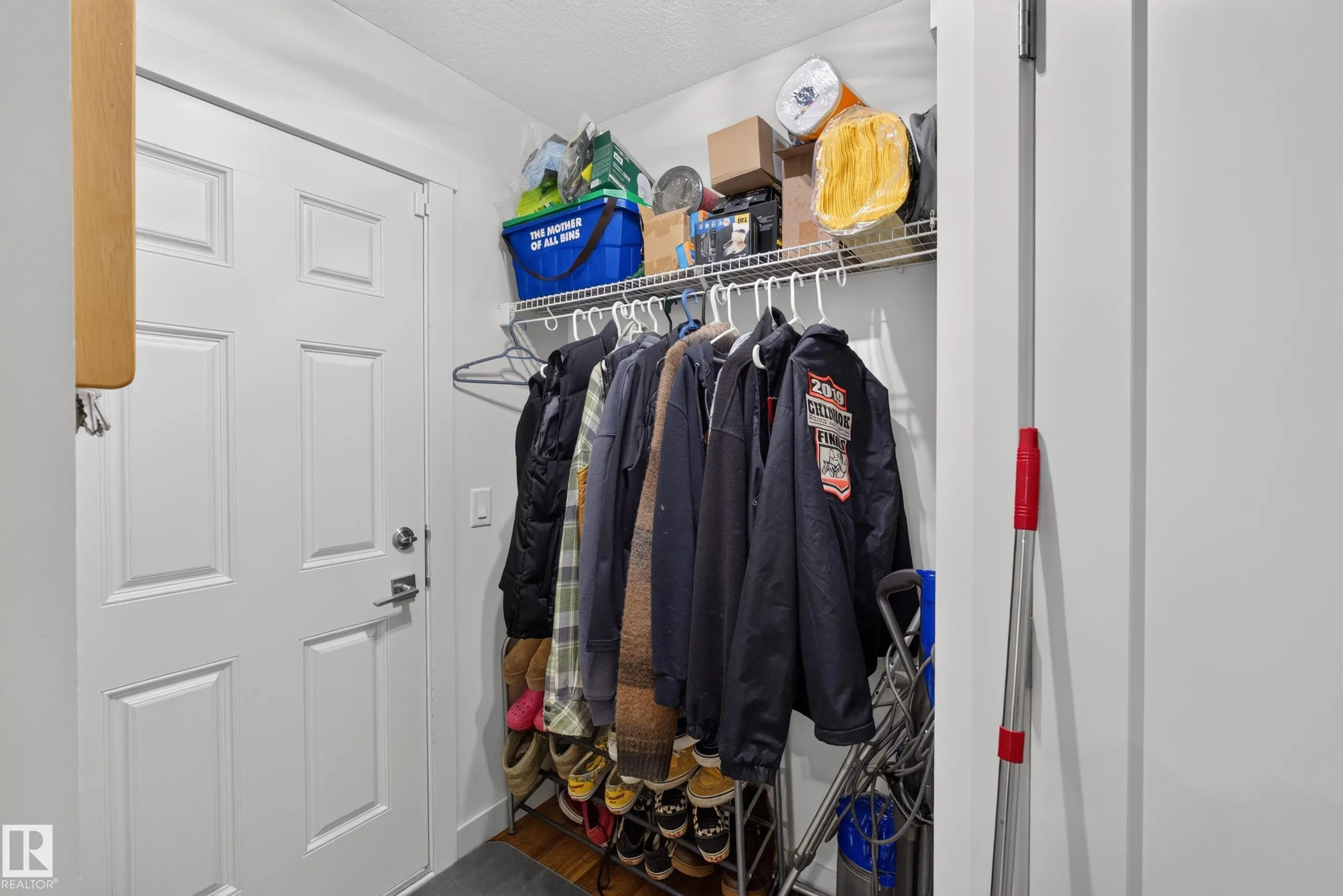1122 ALLENDALE Crescent