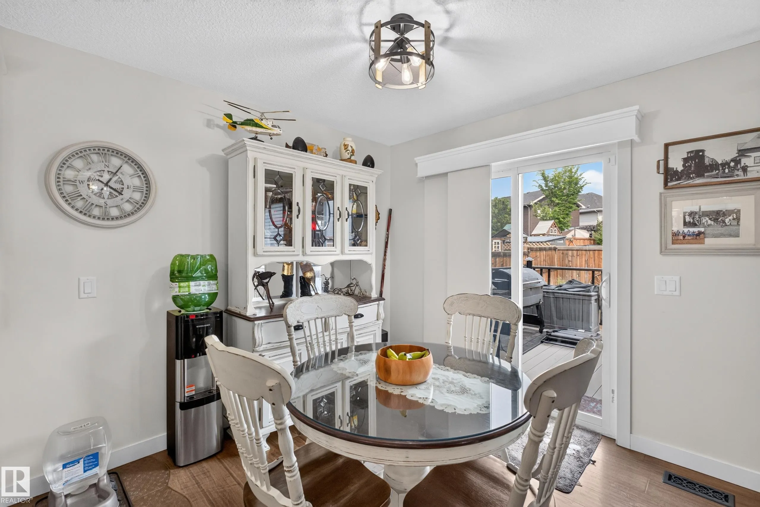 1122 ALLENDALE Crescent