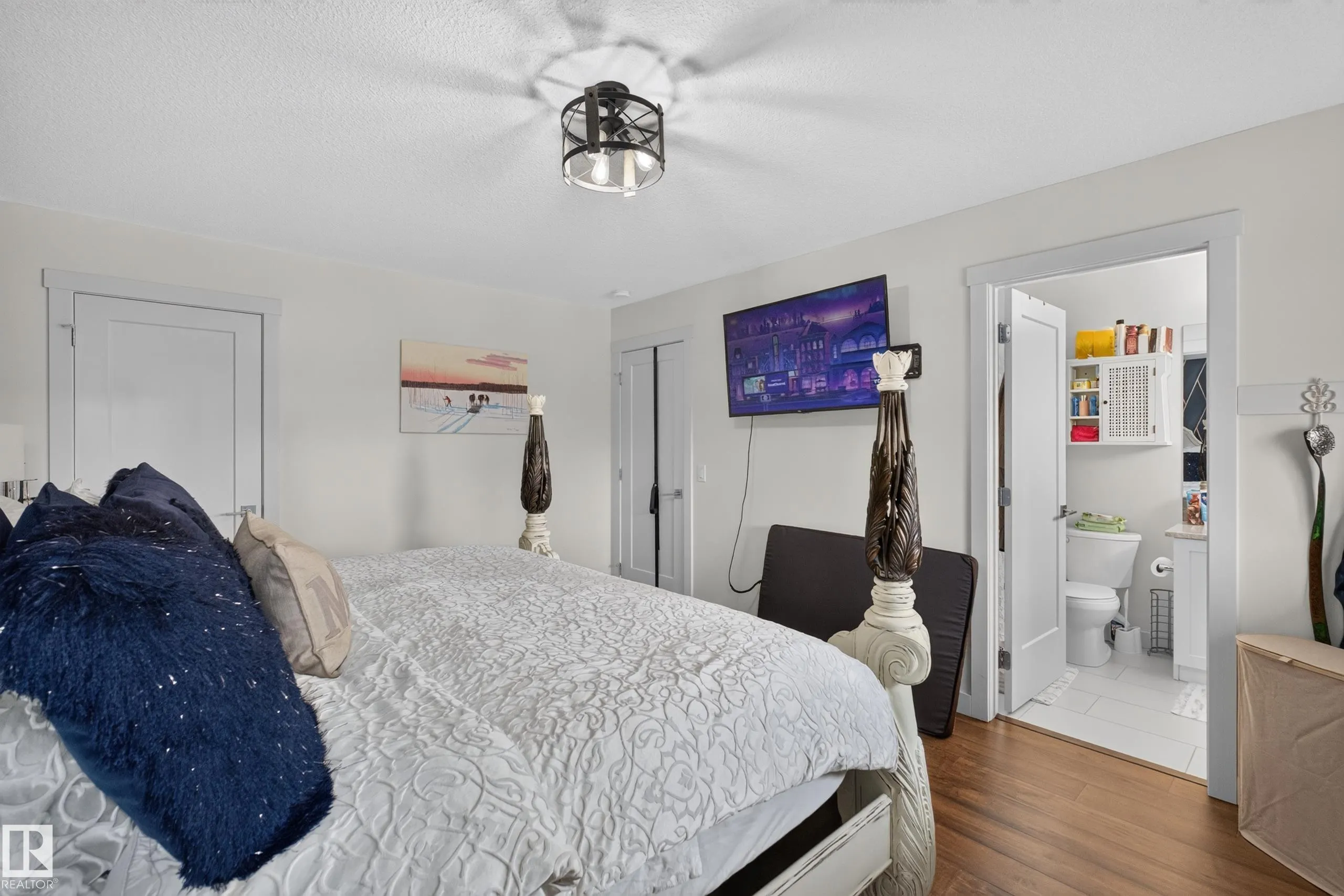 1122 ALLENDALE Crescent
