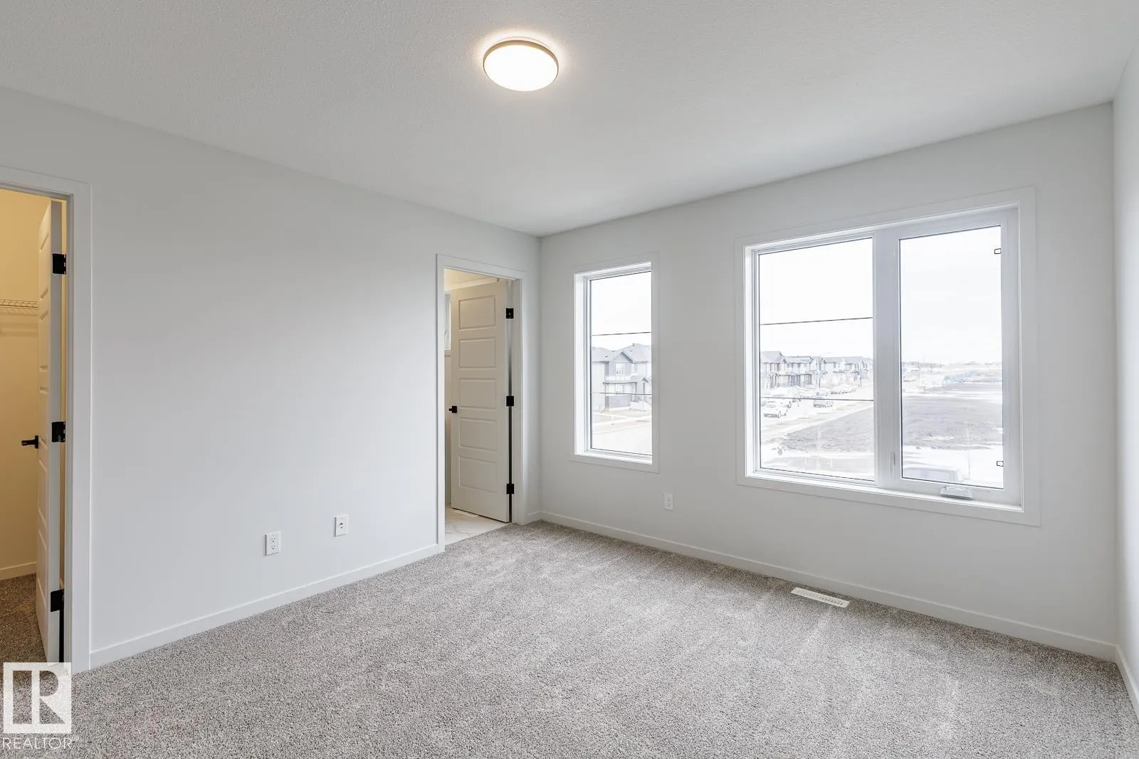 70 Dansereau Way