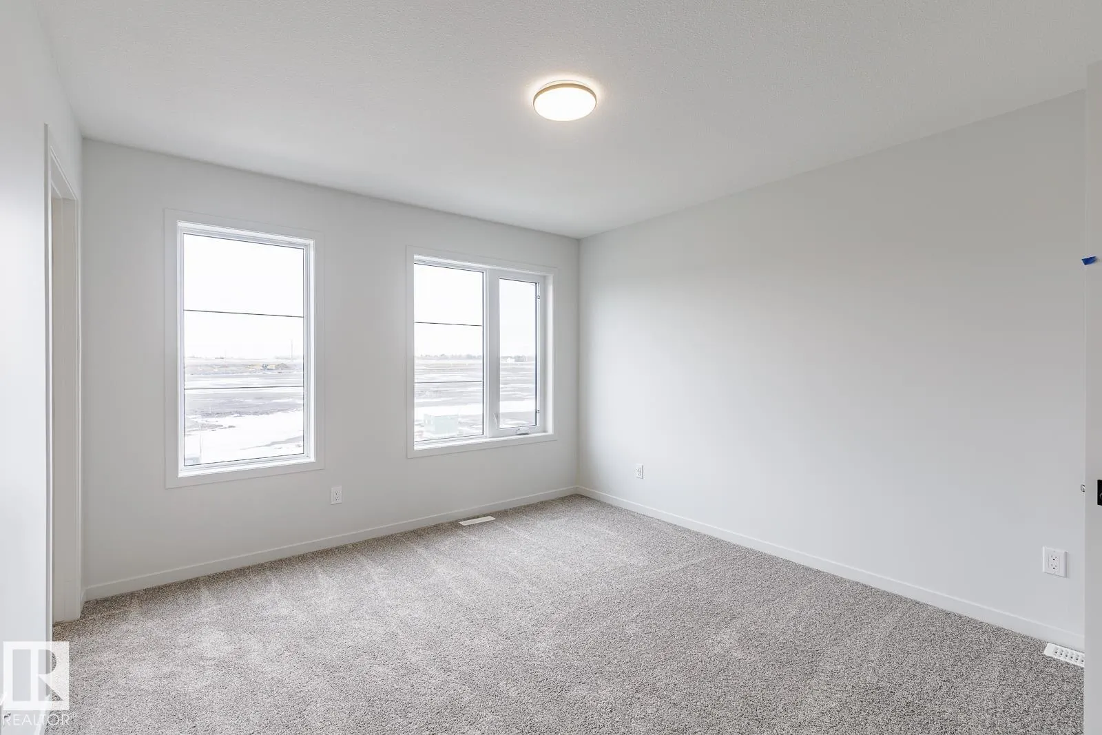 70 Dansereau Way