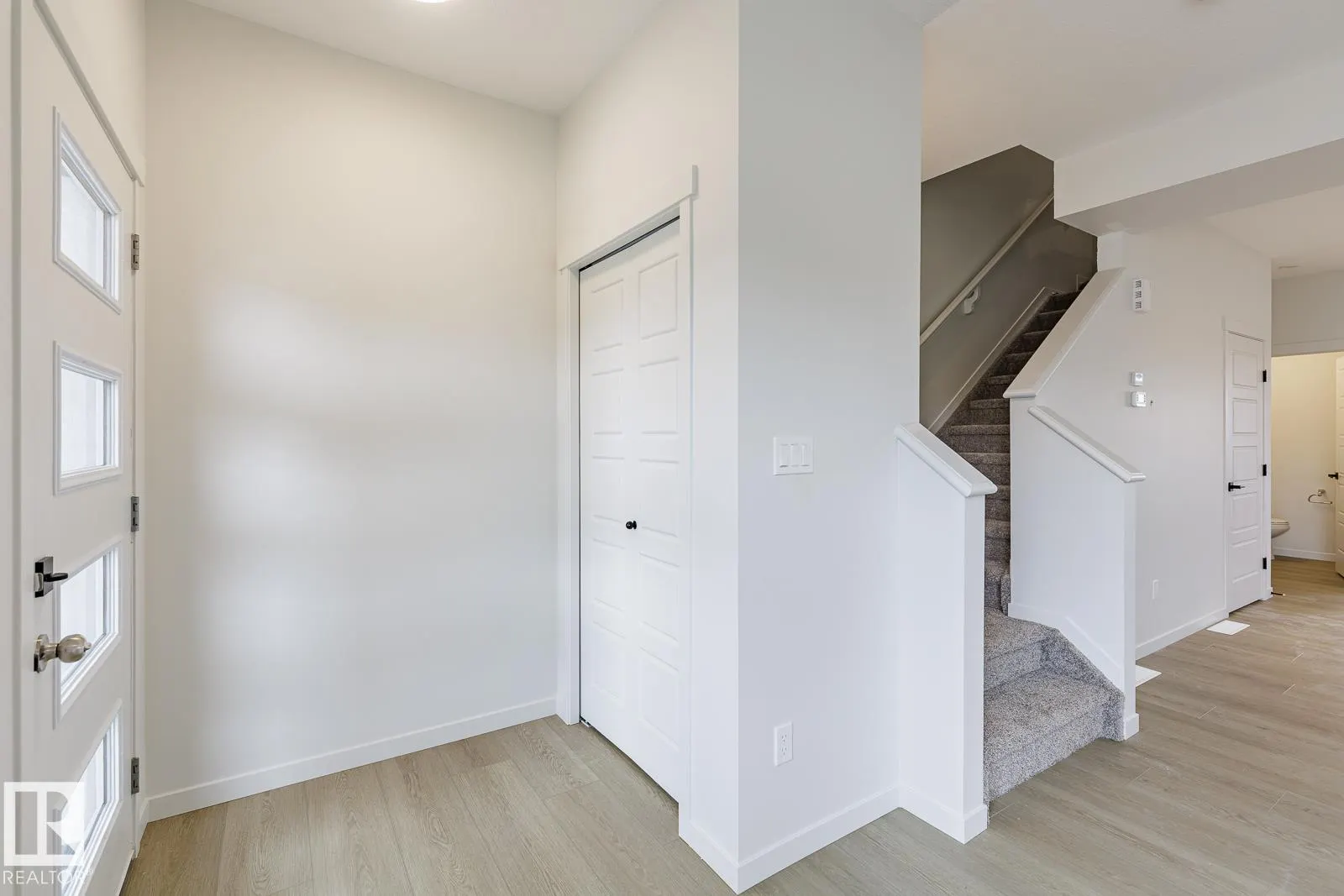 70 Dansereau Way