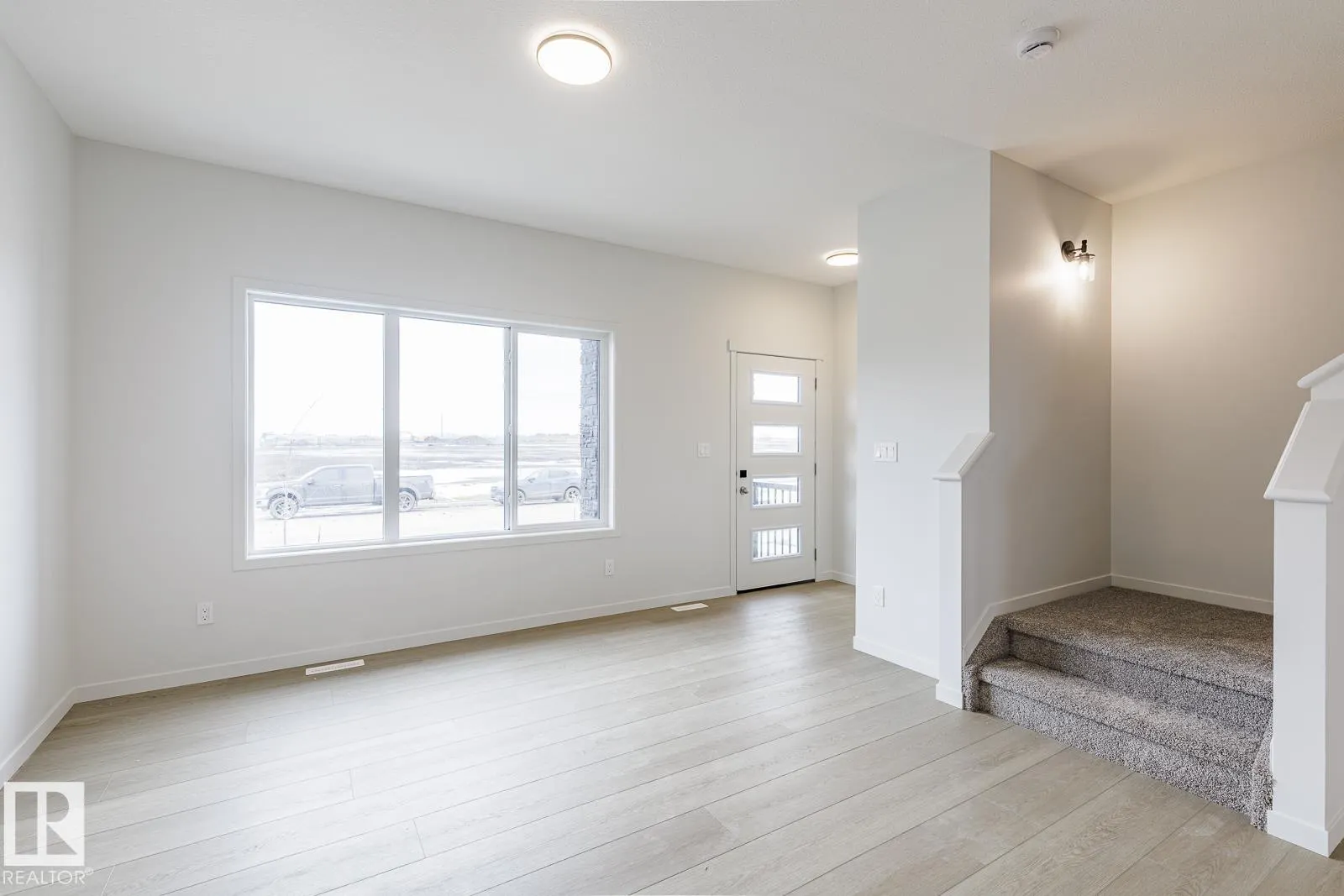 70 Dansereau Way
