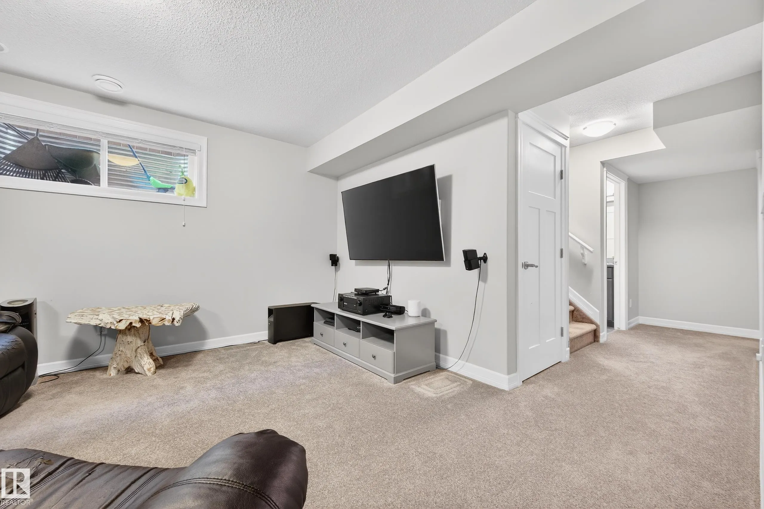 3306 HILTON Crescent