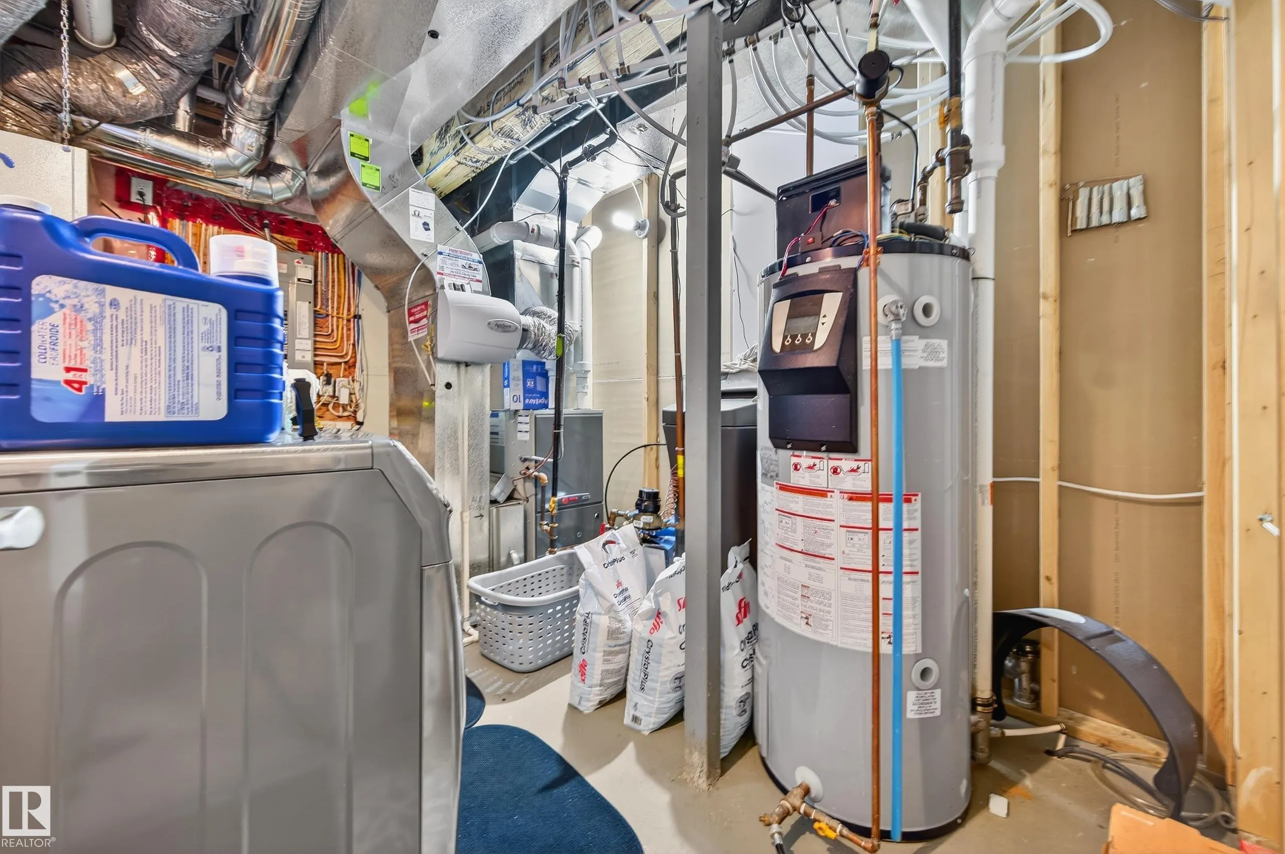 3306 HILTON Crescent