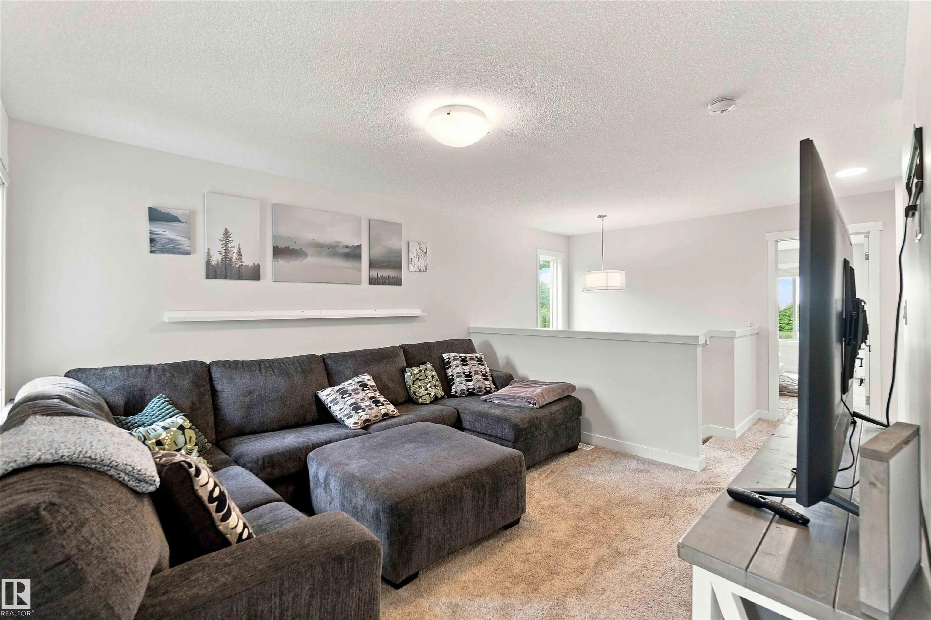 7608 CREIGHTON Place