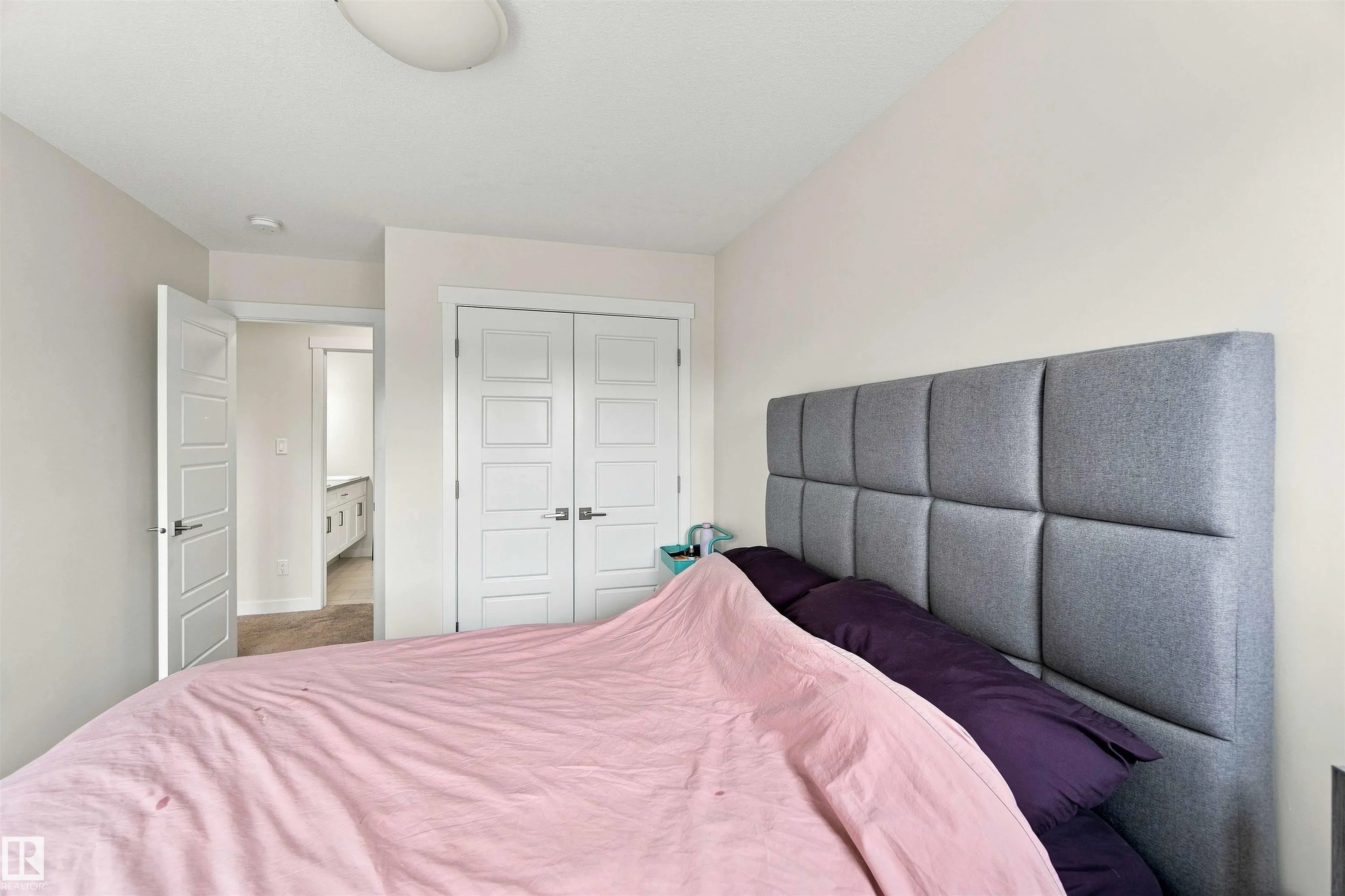 7608 CREIGHTON Place