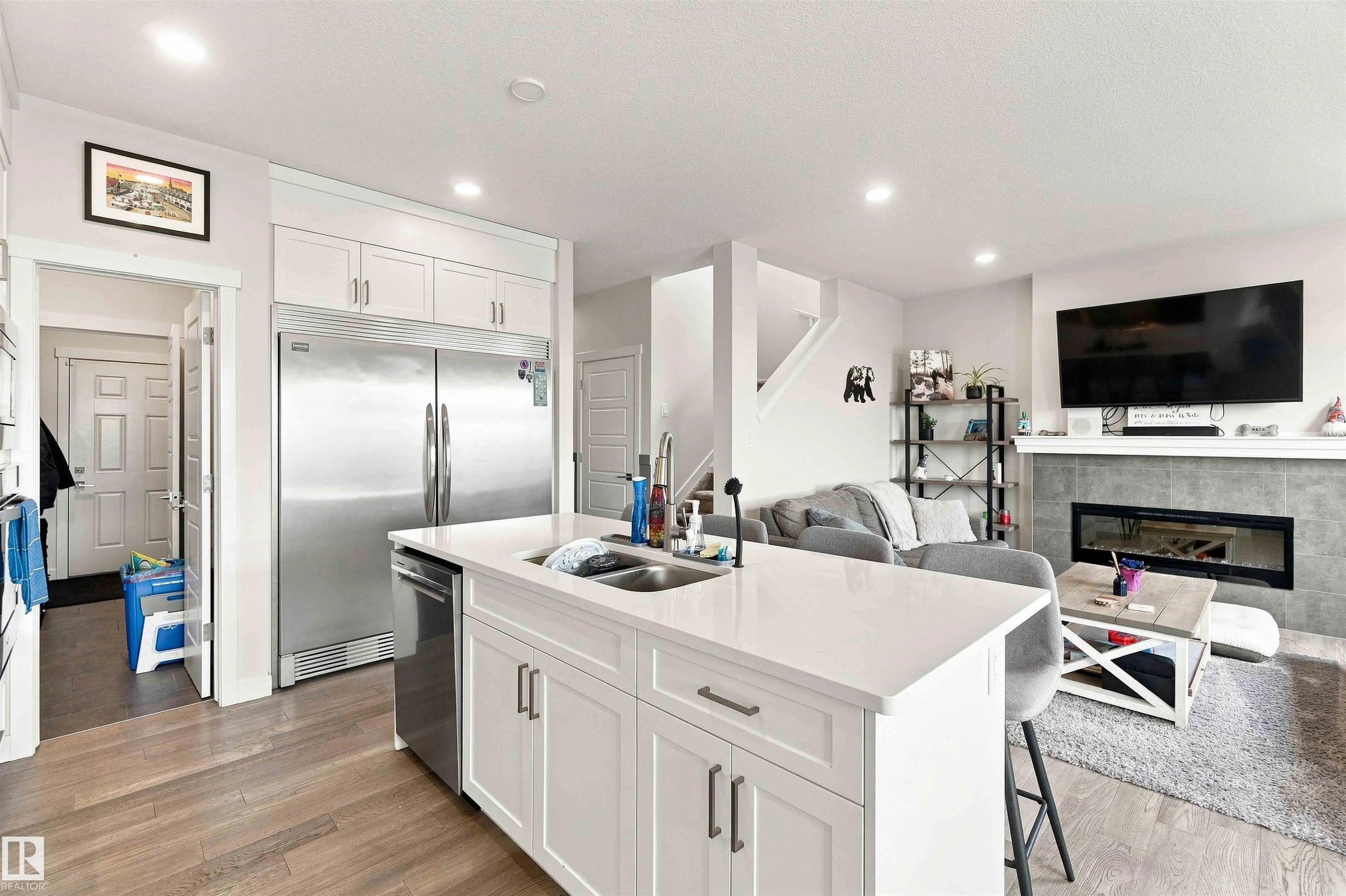 7608 CREIGHTON Place