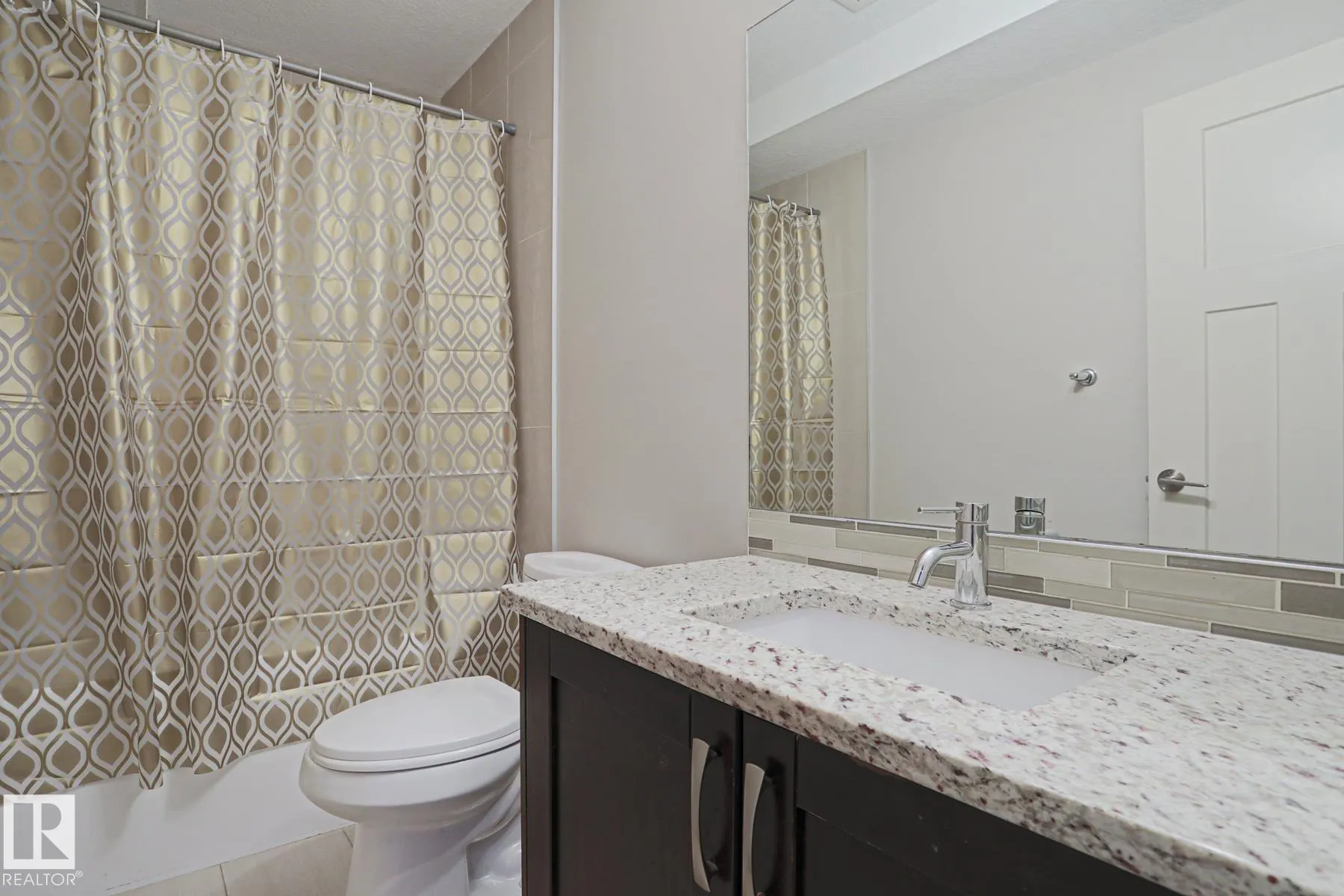 4642 CHARLES Way