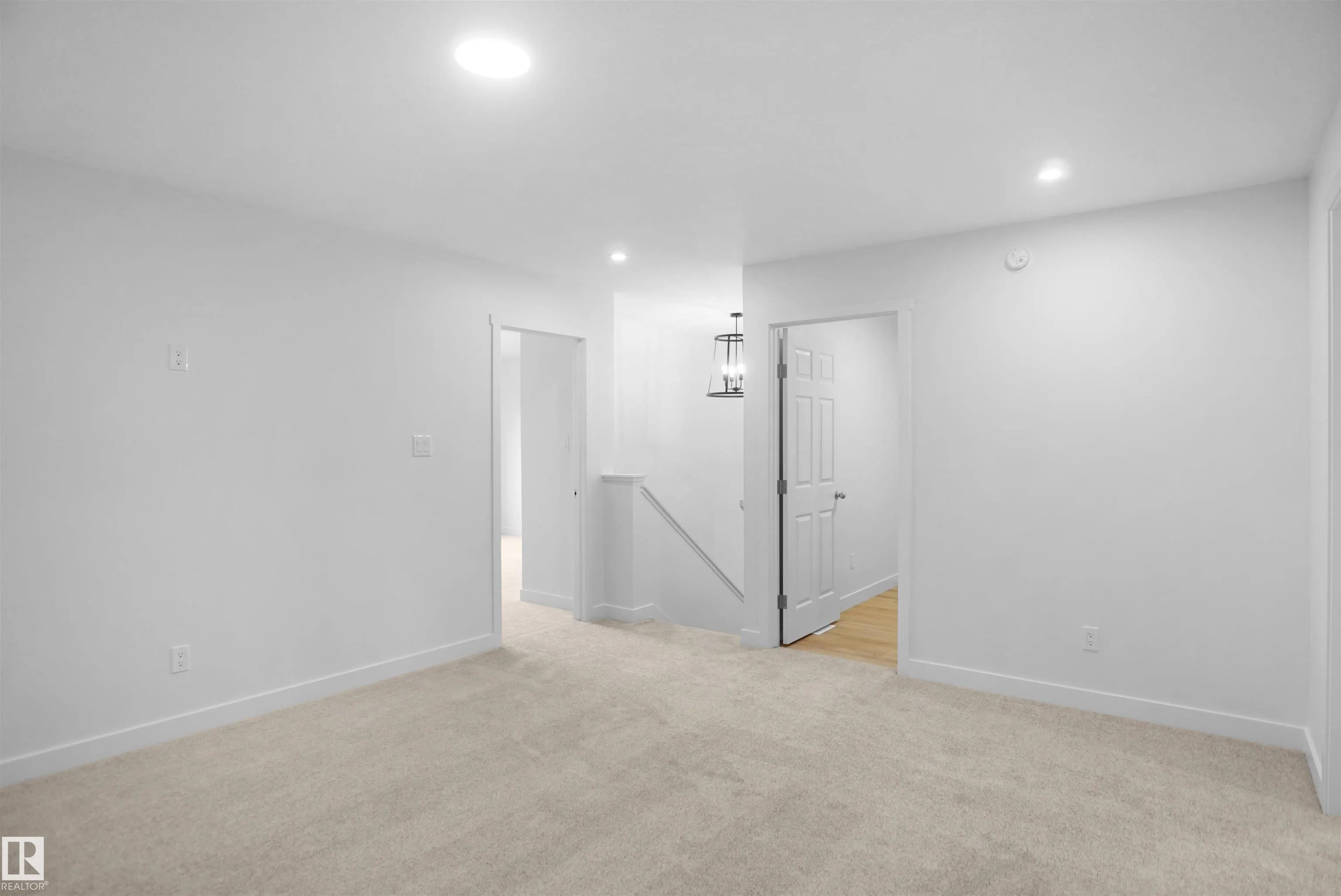 1768 WESTERRA Wynd
