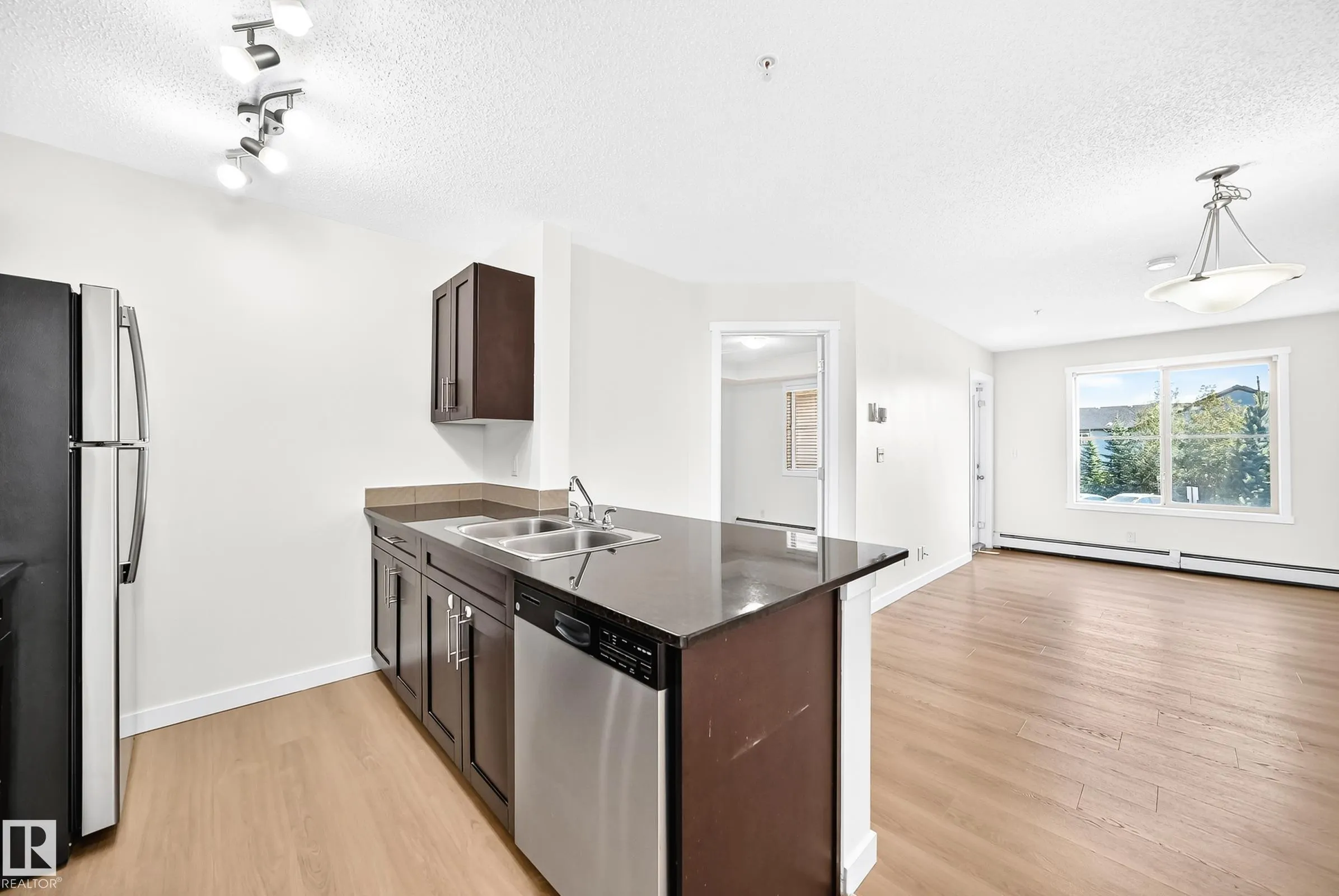 3315 JAMES MOWATT Trail