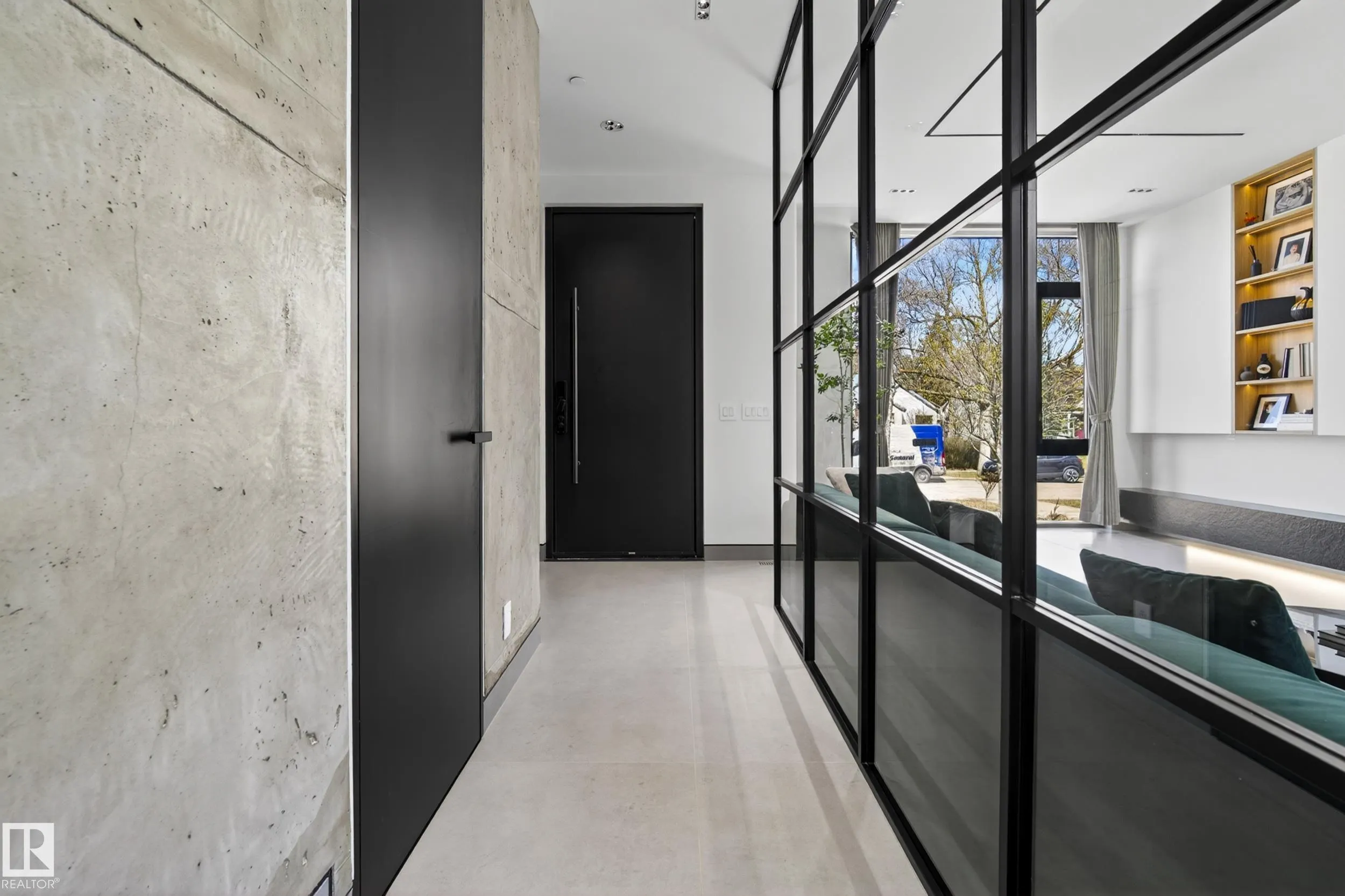 14035 104 Avenue