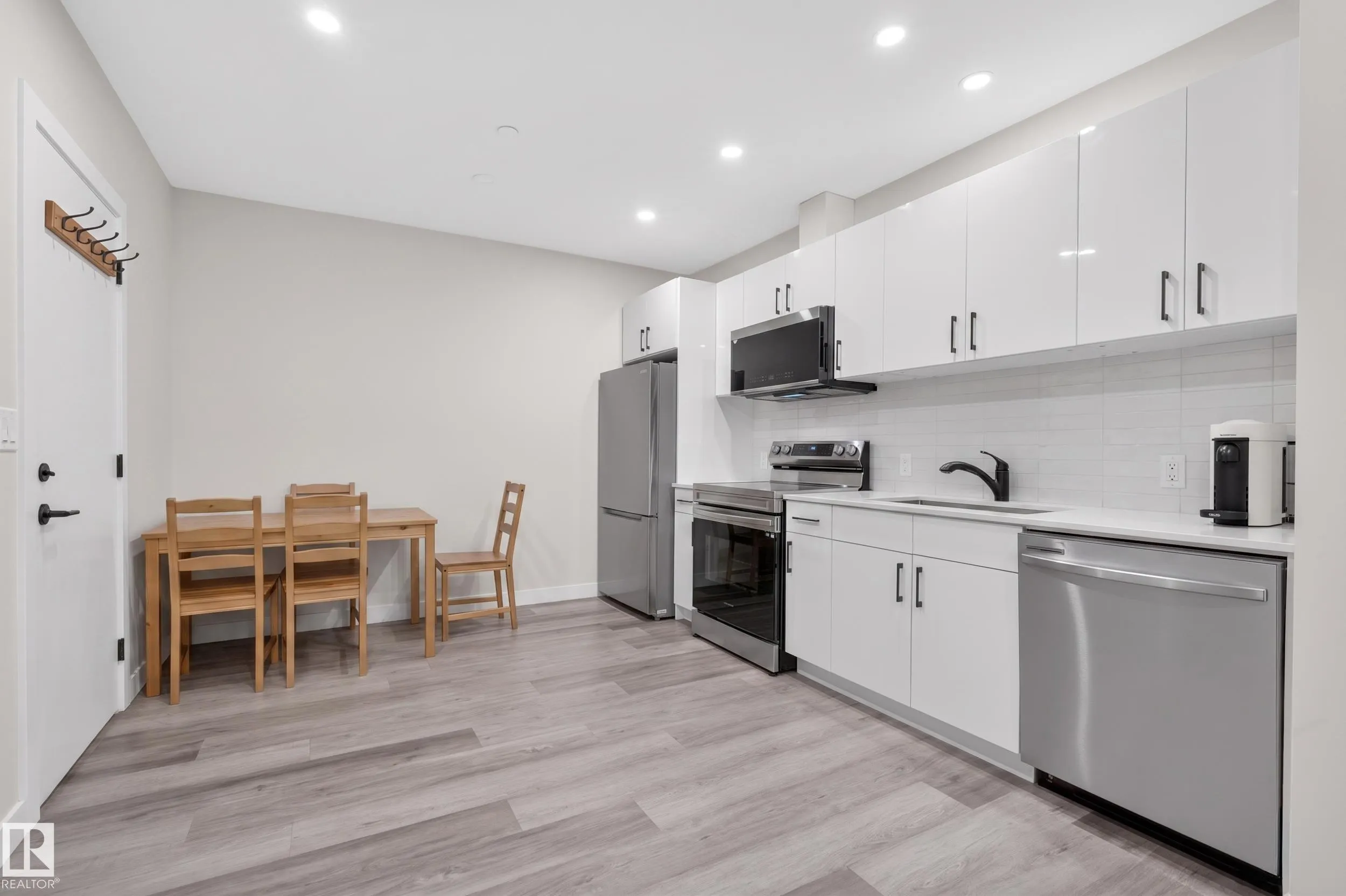 14035 104 Avenue