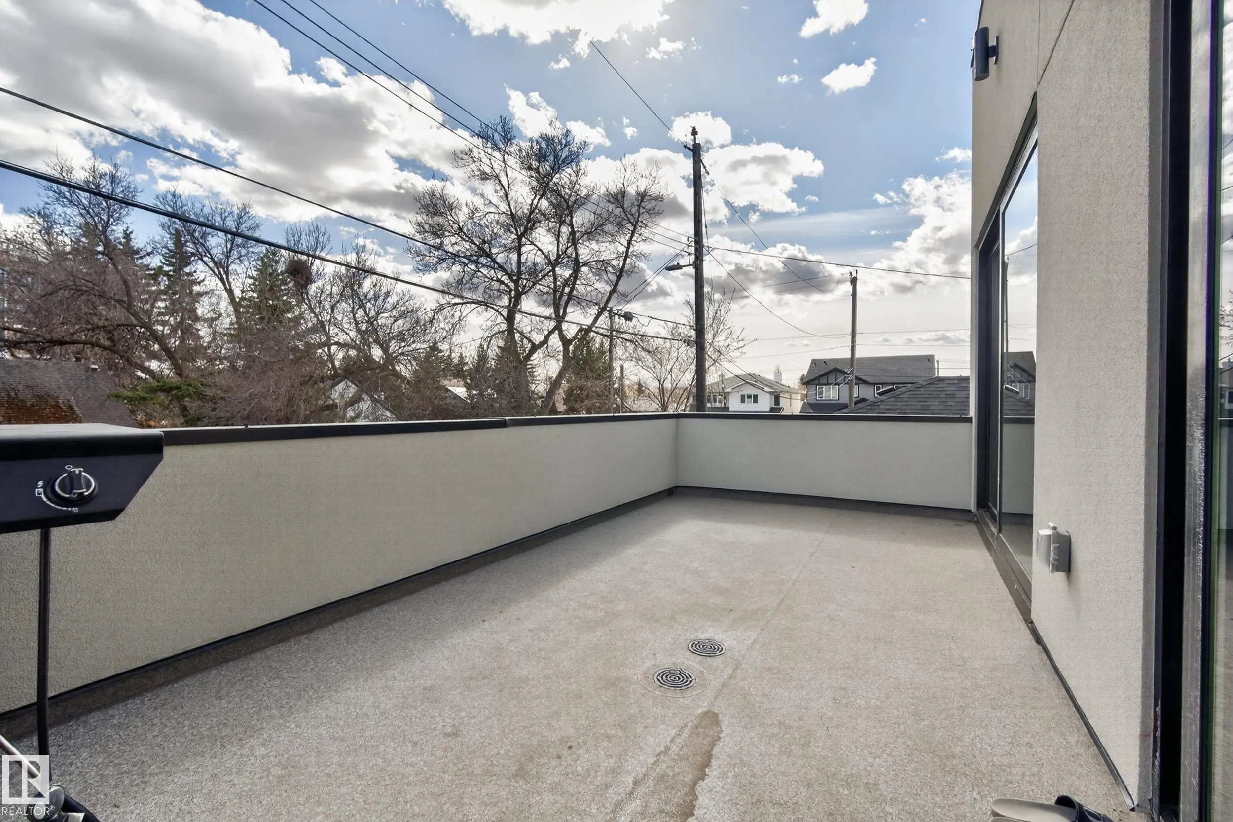 14035 104 Avenue