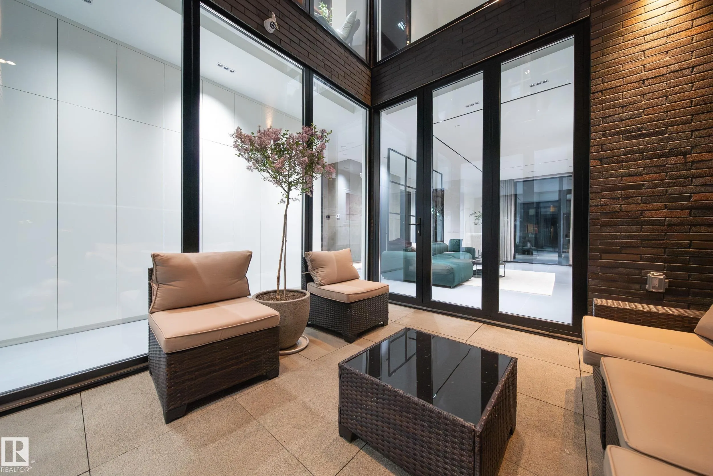 14035 104 Avenue