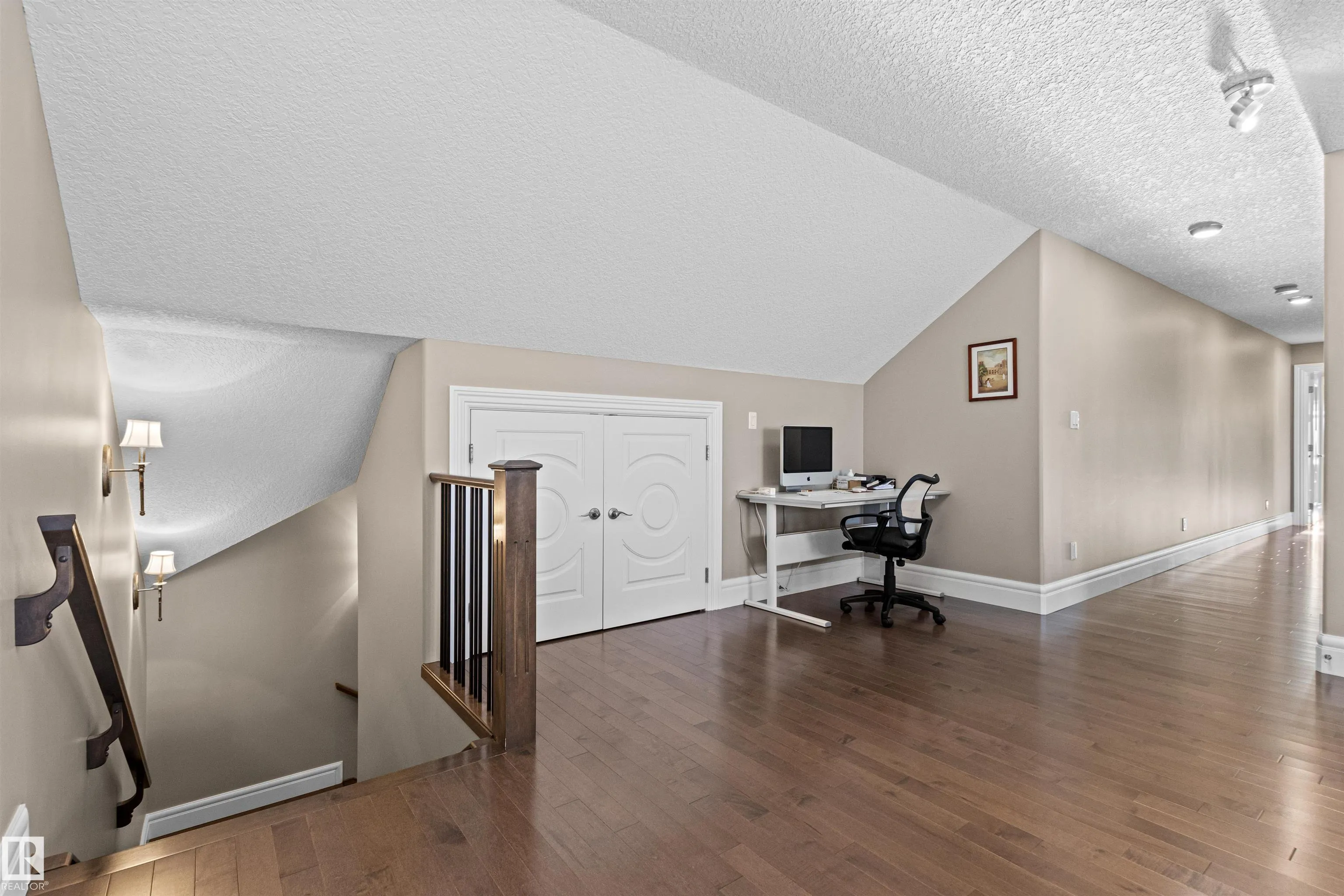 2796 WHEATON Drive