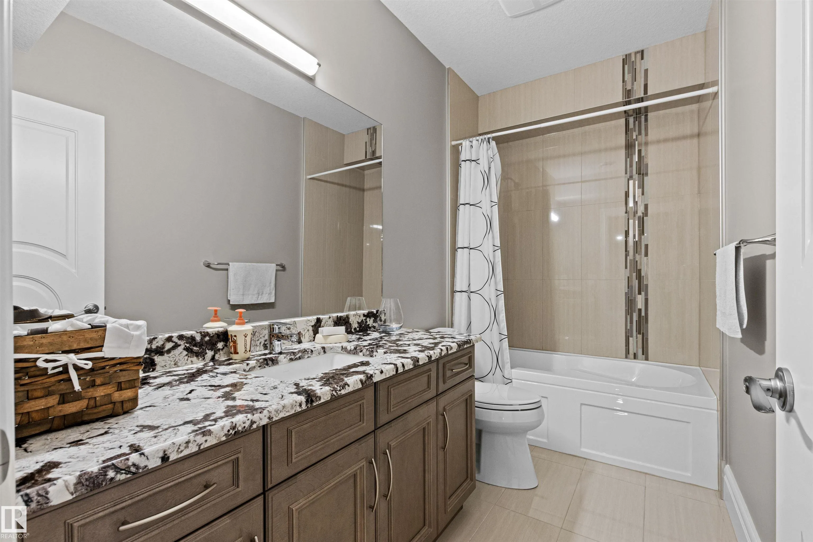 2796 WHEATON Drive