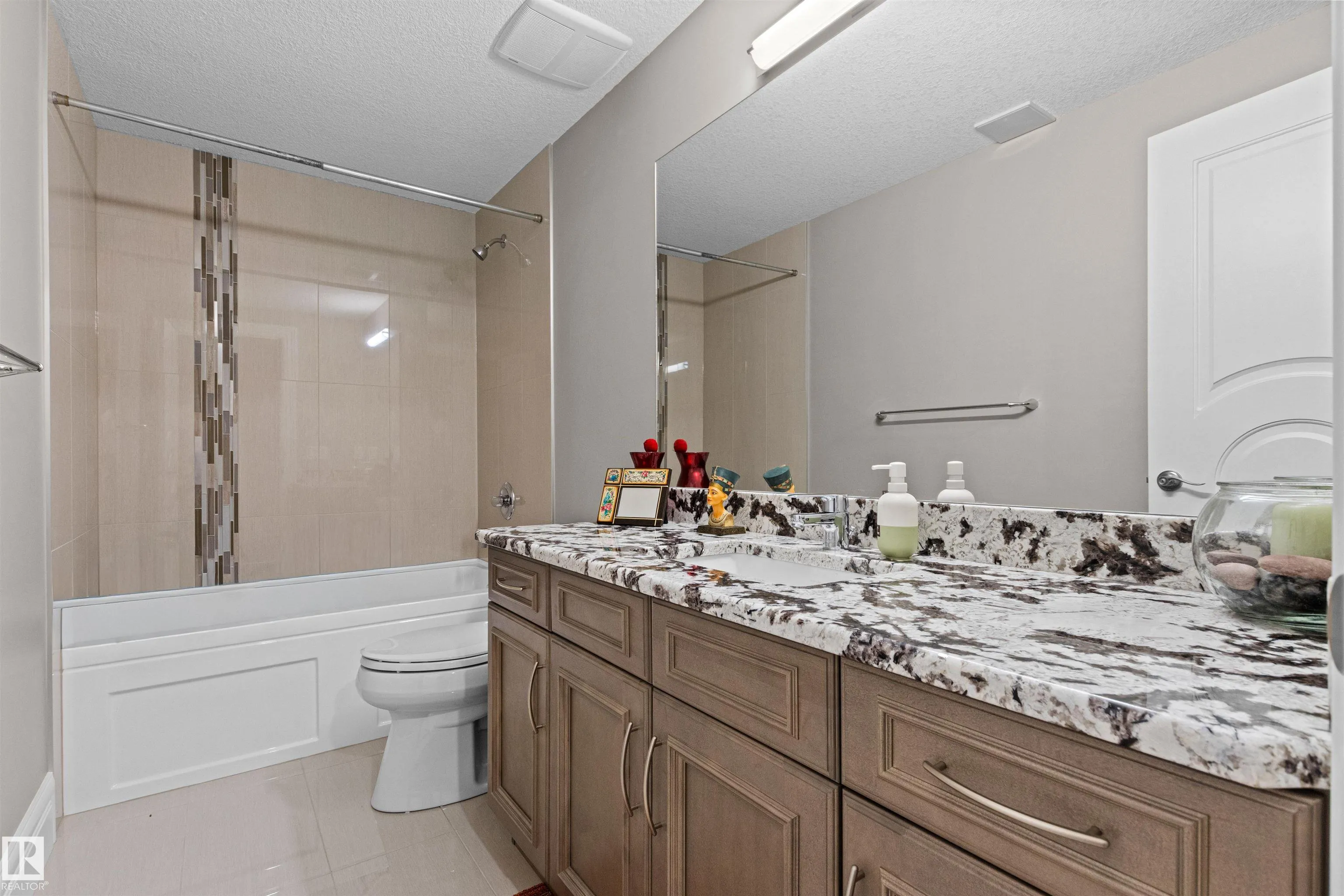 2796 WHEATON Drive
