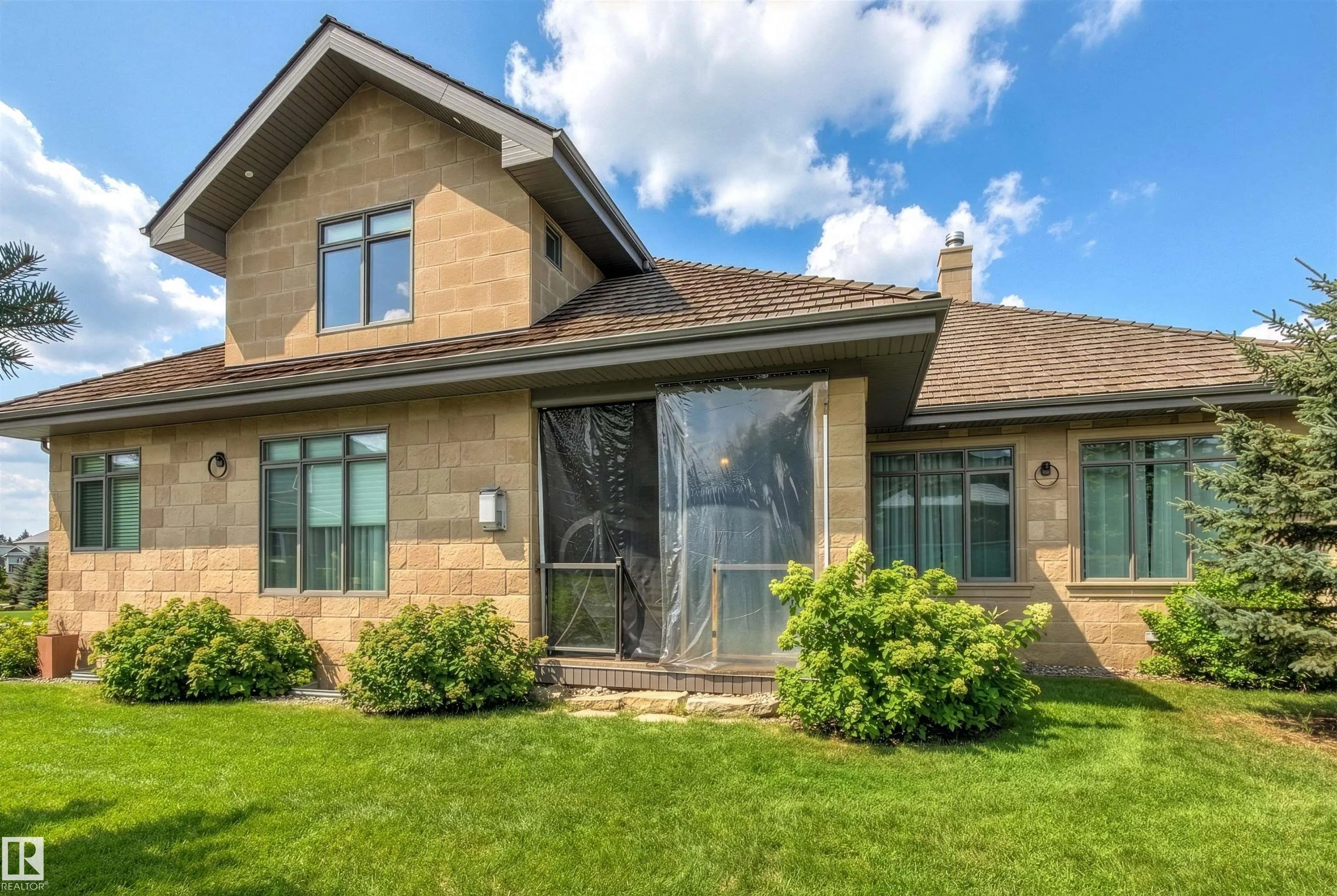 2796 WHEATON Drive