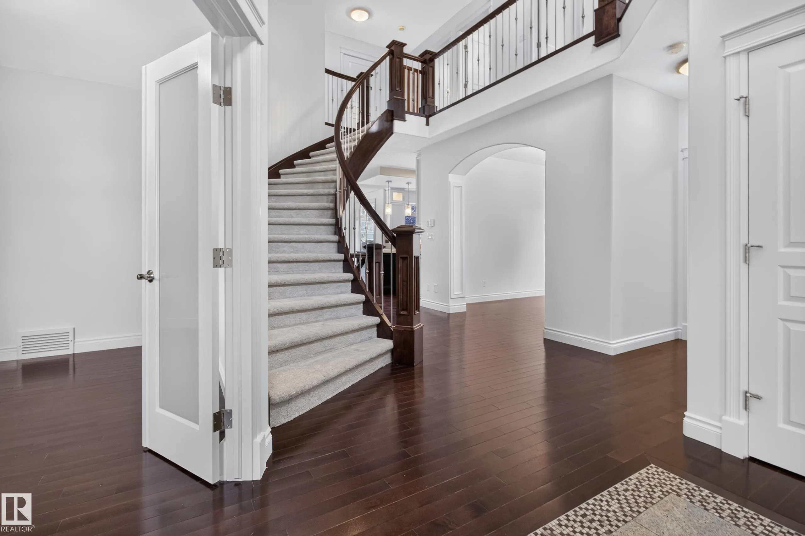 3308 SOMERSET Drive