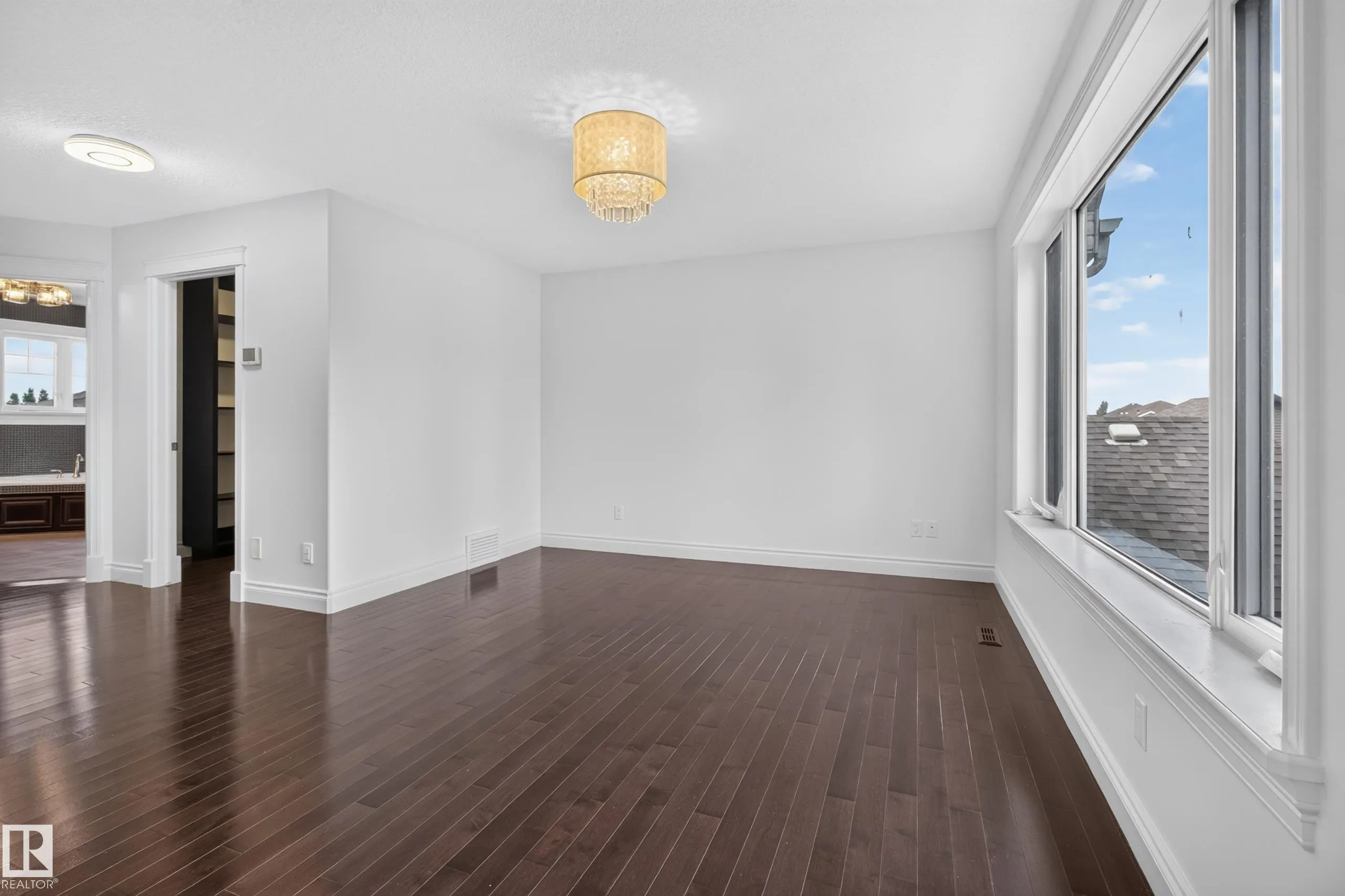 3308 SOMERSET Drive