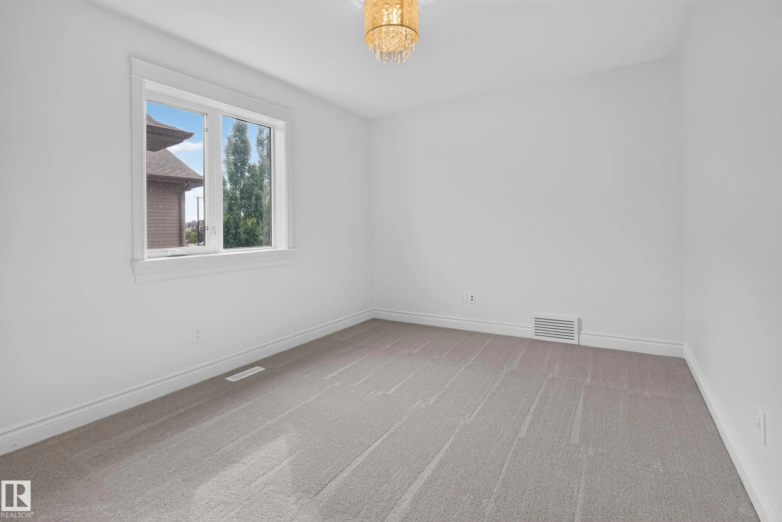 3308 SOMERSET Drive