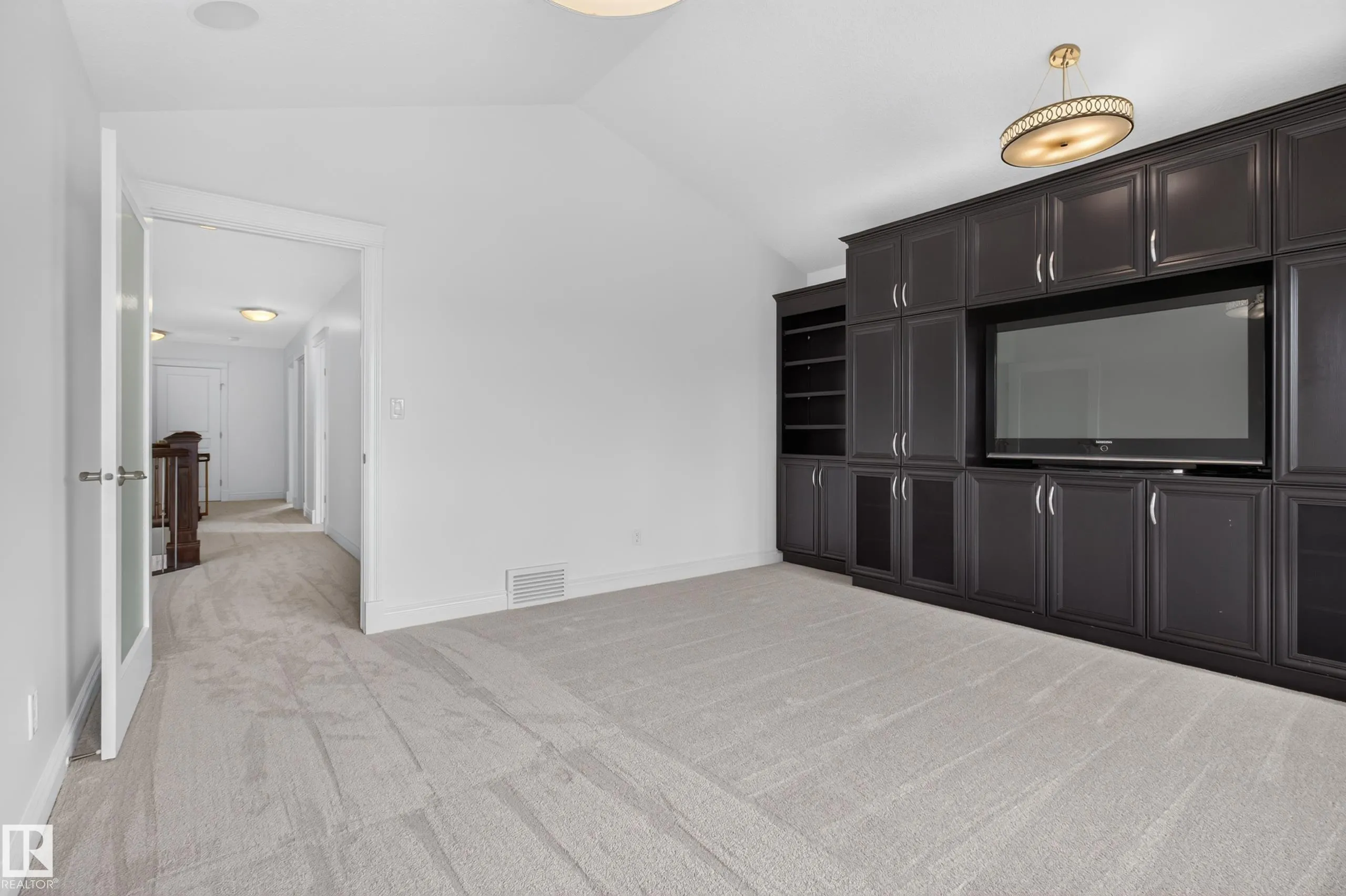 3308 SOMERSET Drive