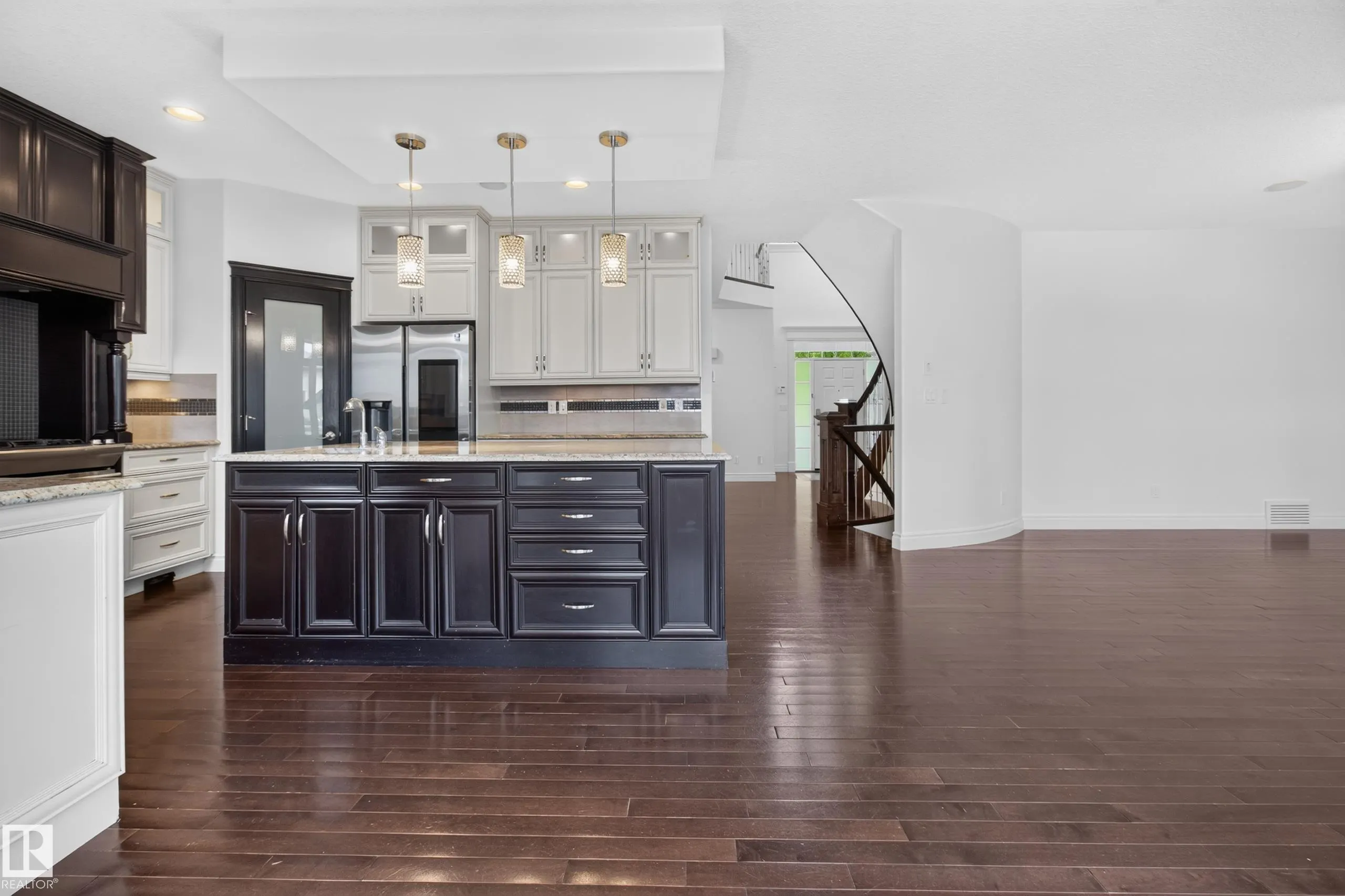 3308 SOMERSET Drive
