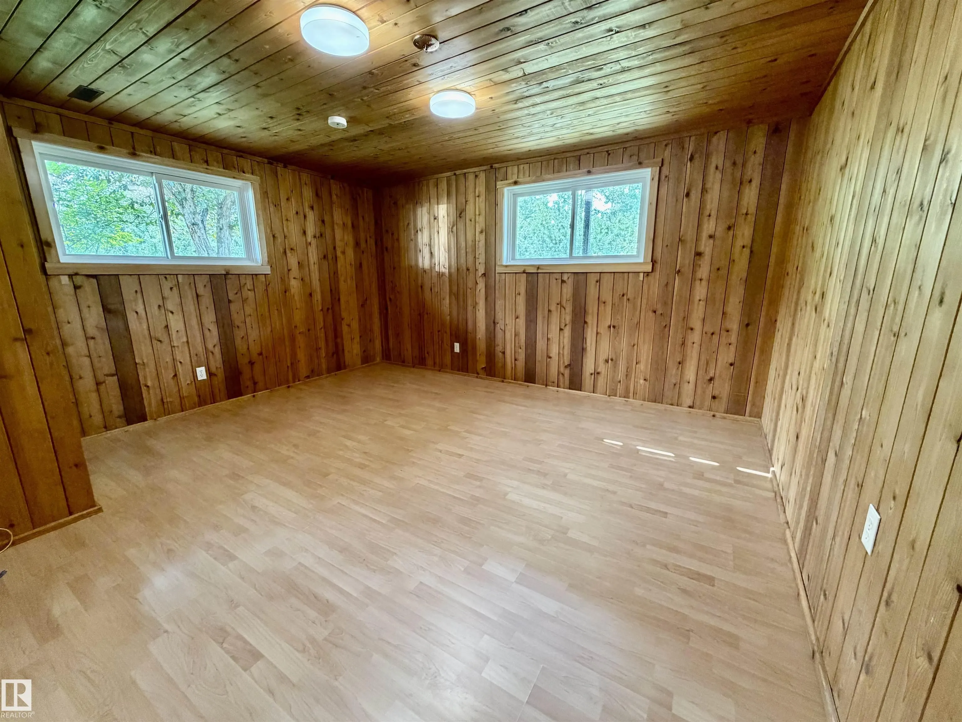 54046 RGE ROAD 213