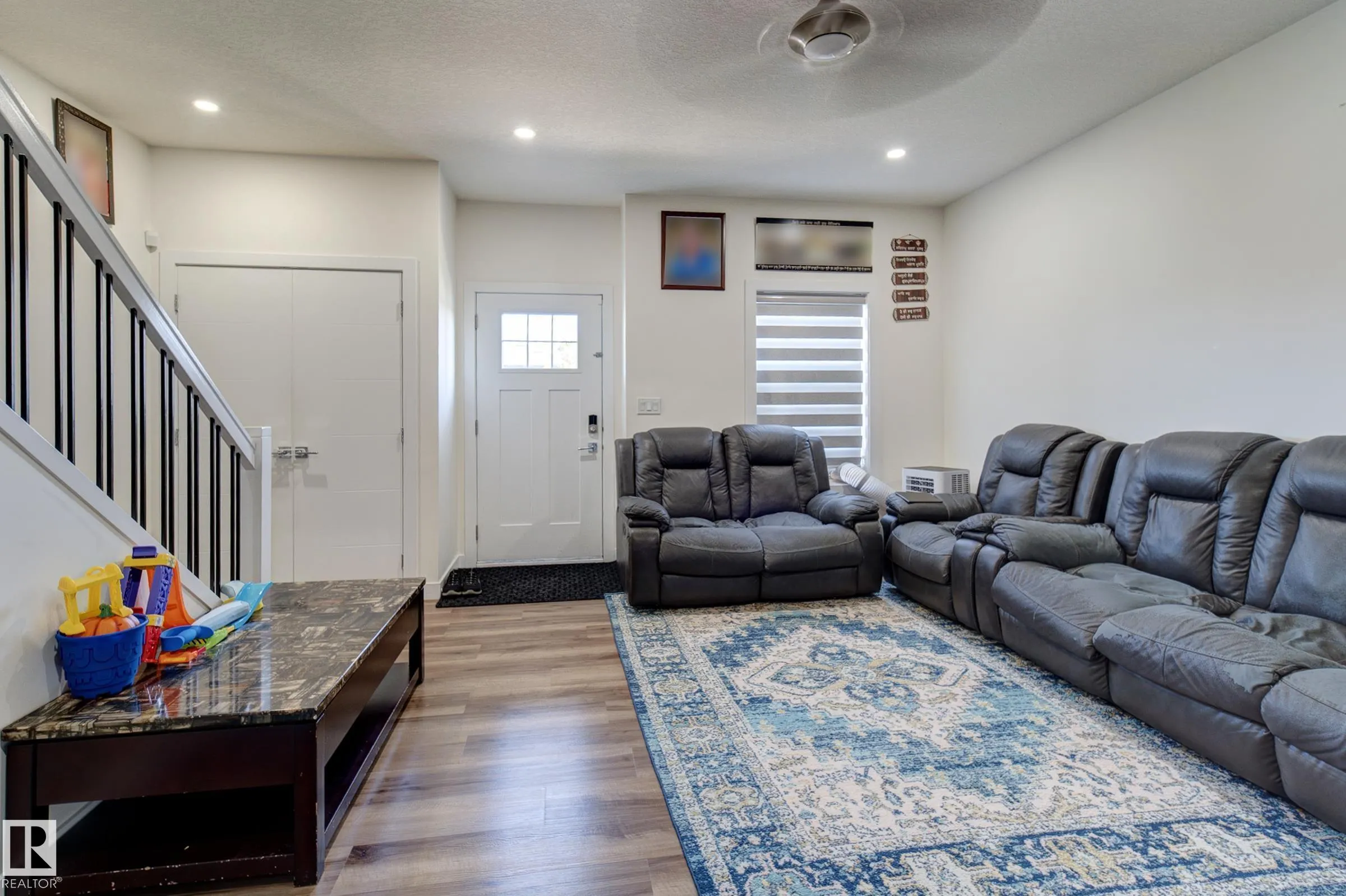 1703 16 Avenue
