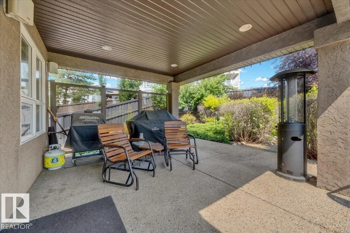 928 THOMPSON Place