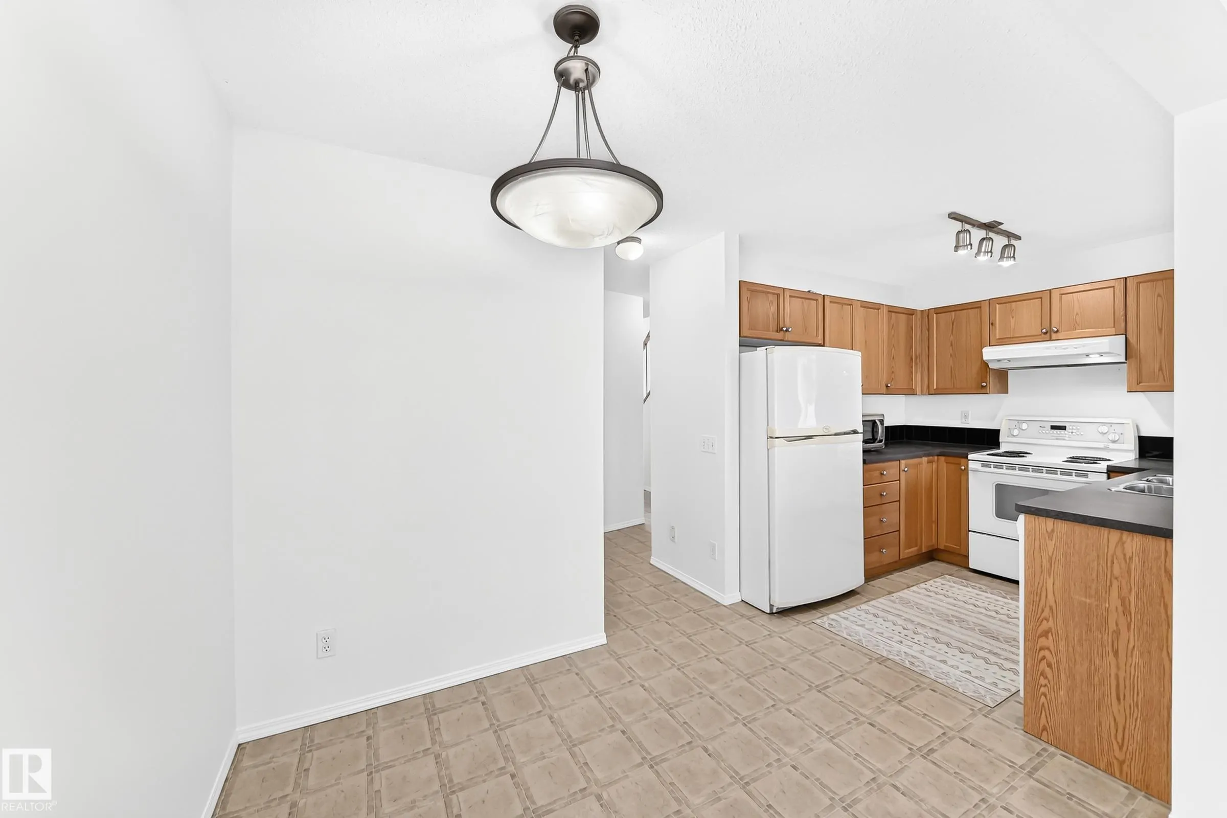 230 EDWARDS Drive