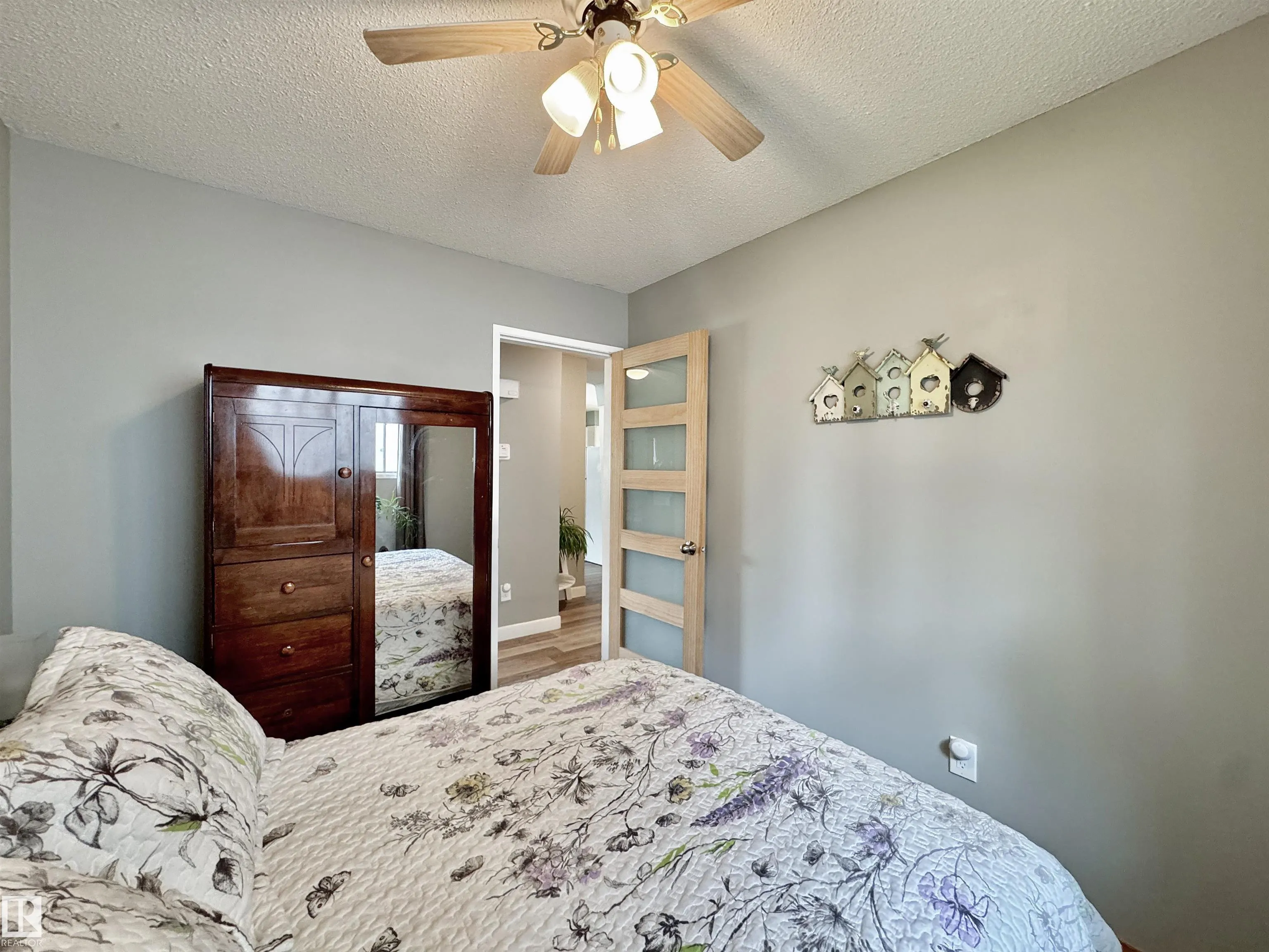 119 GARLAND Crescent