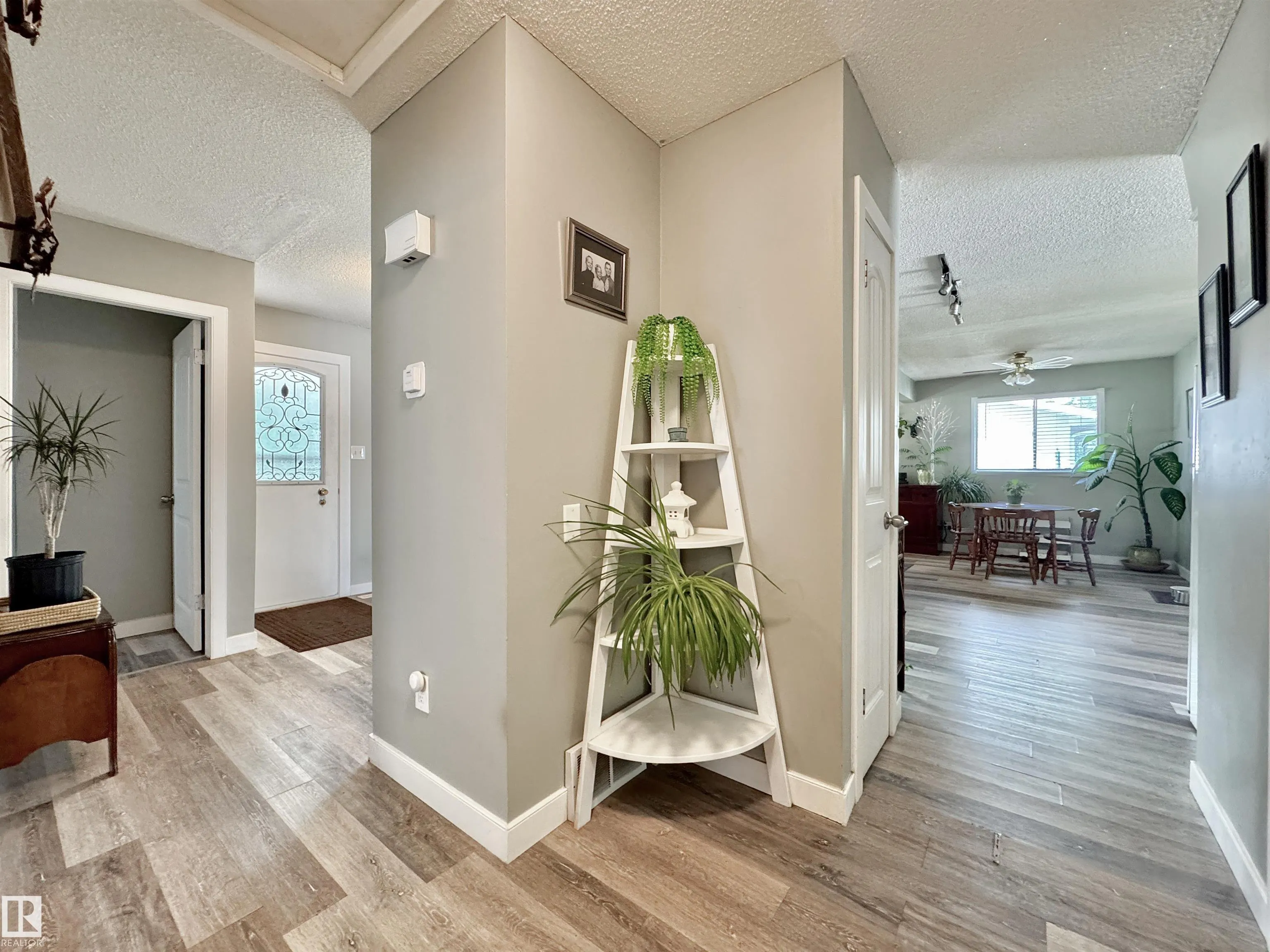 119 GARLAND Crescent