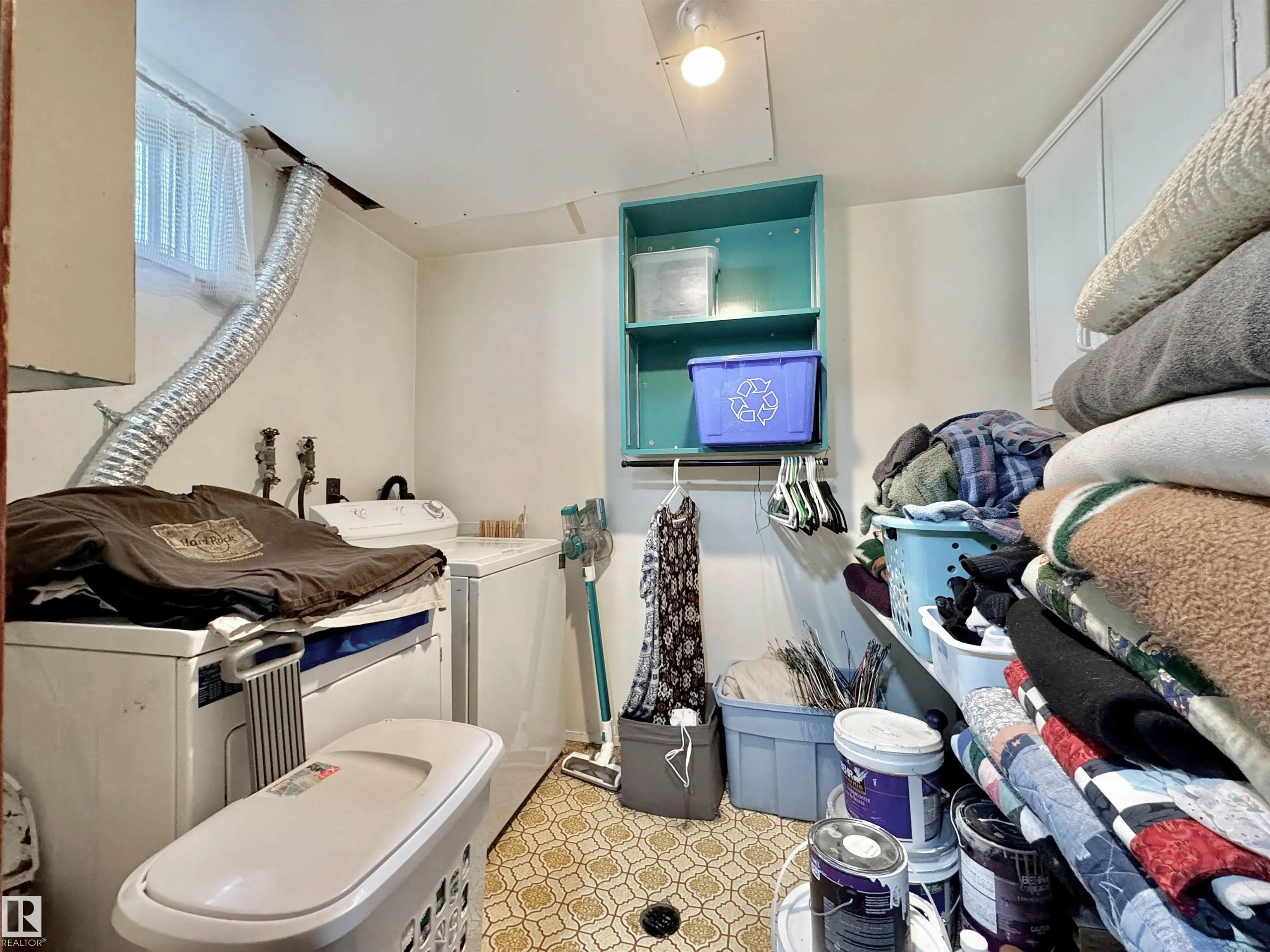 119 GARLAND Crescent
