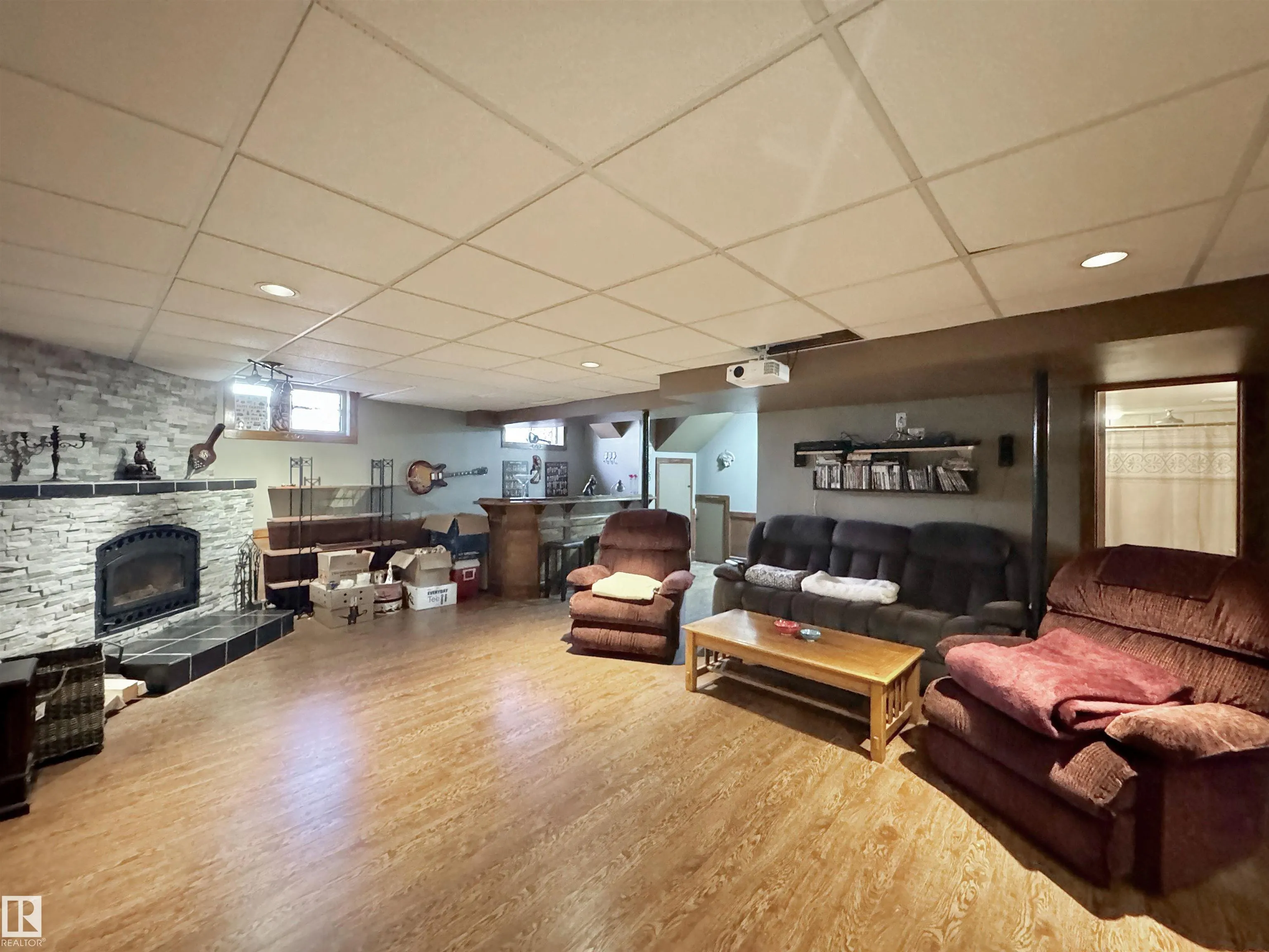 119 GARLAND Crescent