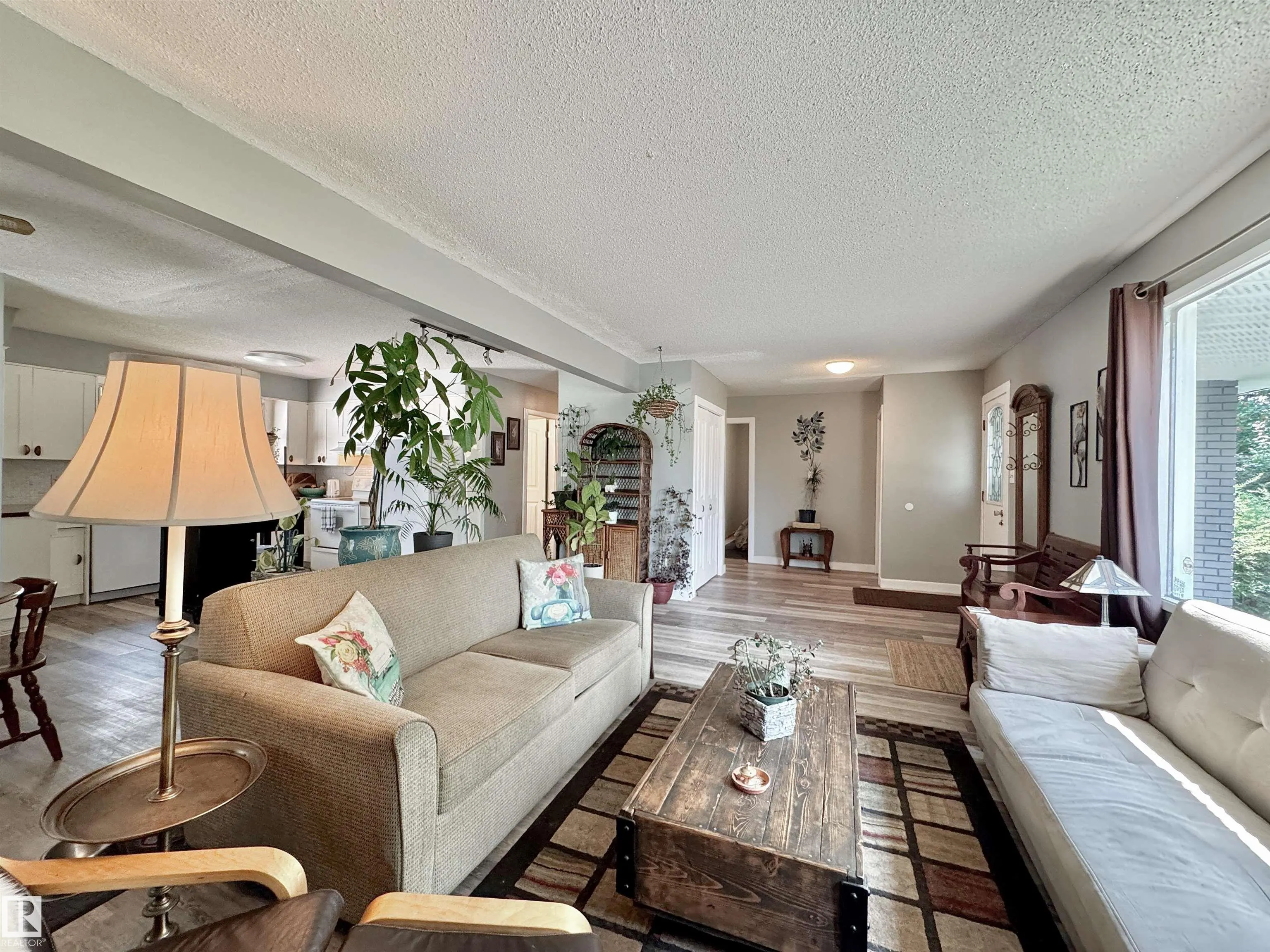 119 GARLAND Crescent