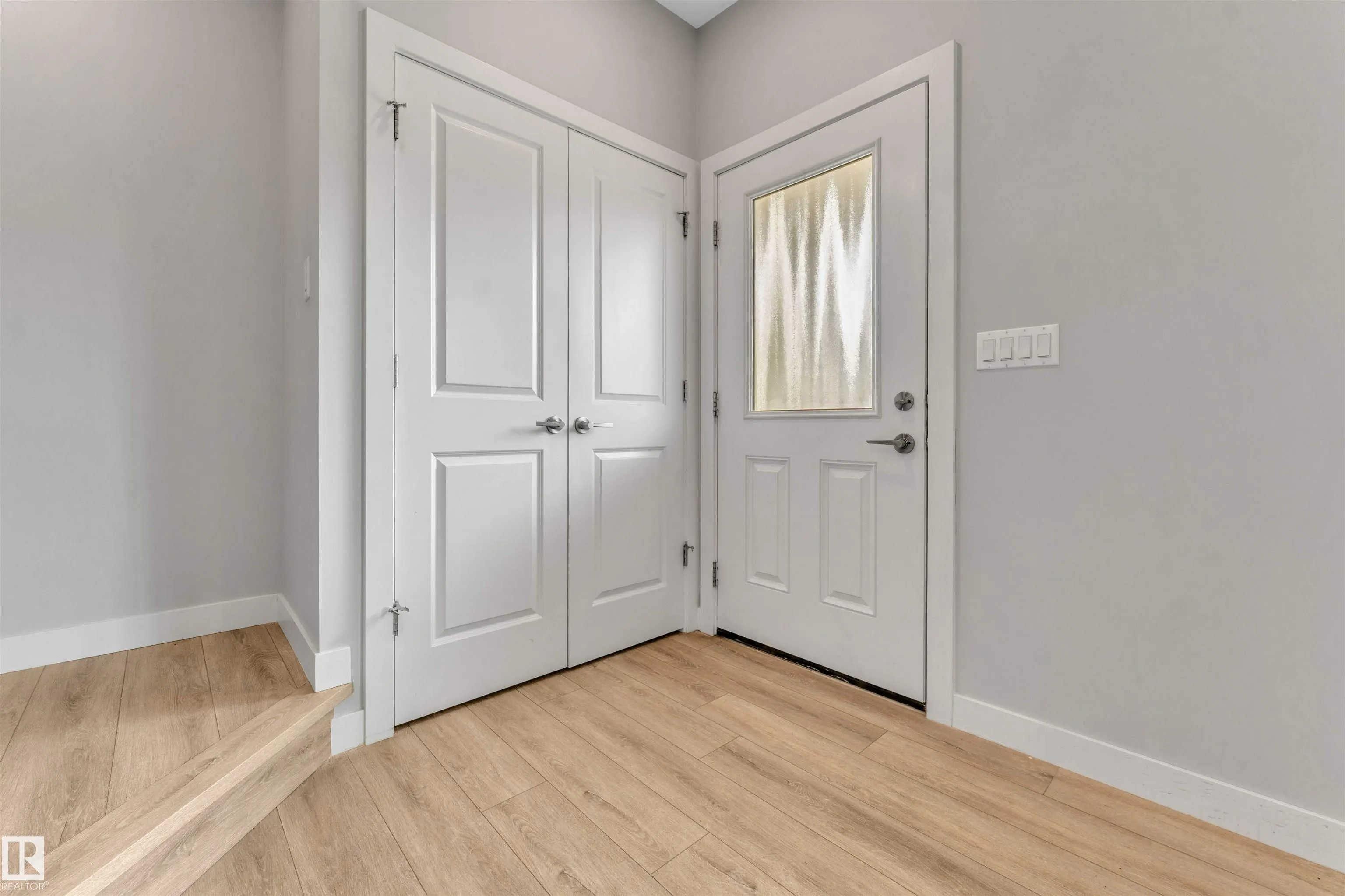 562 GLENRIDDING RAVINE Drive