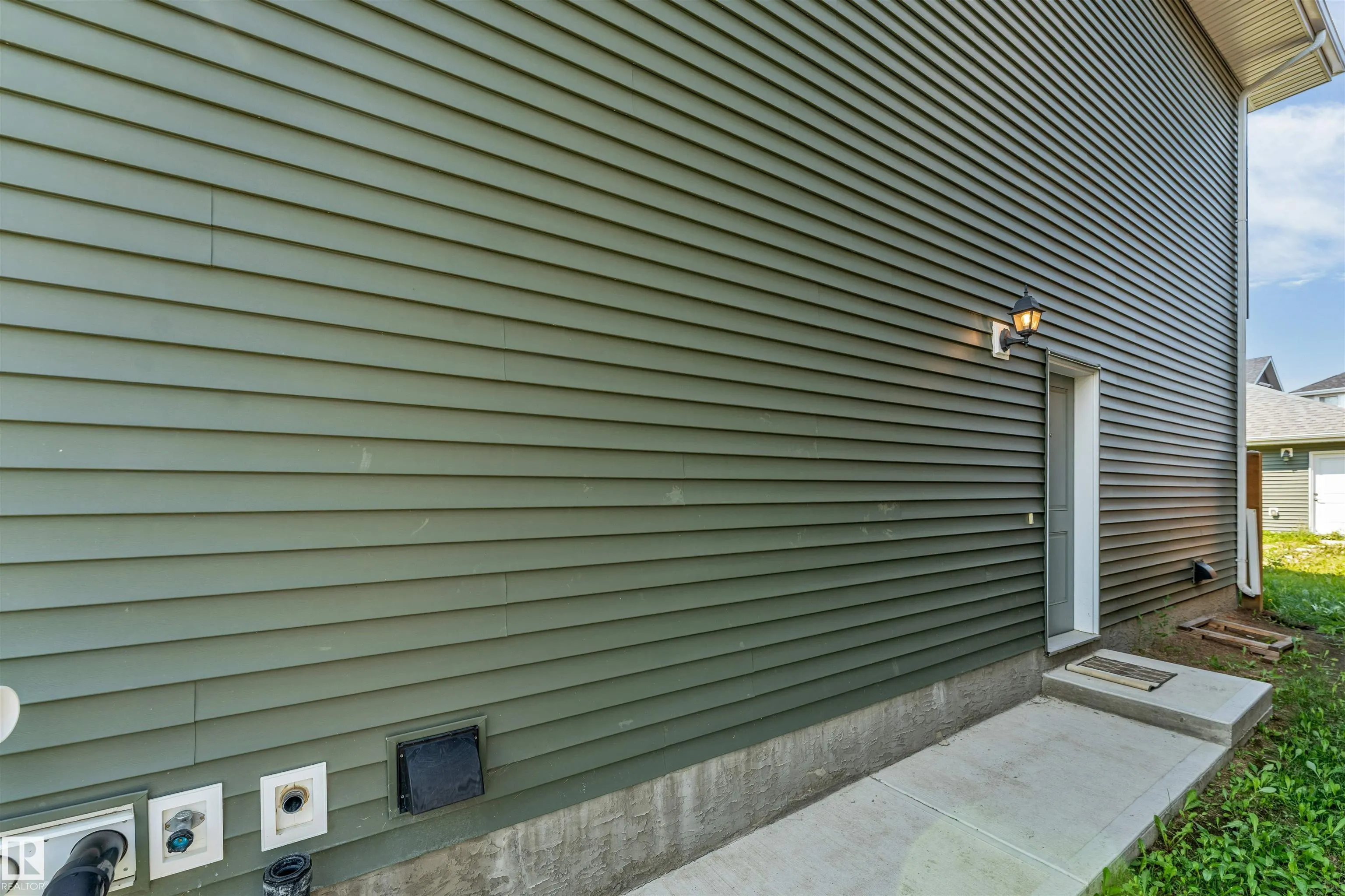 562 GLENRIDDING RAVINE Drive