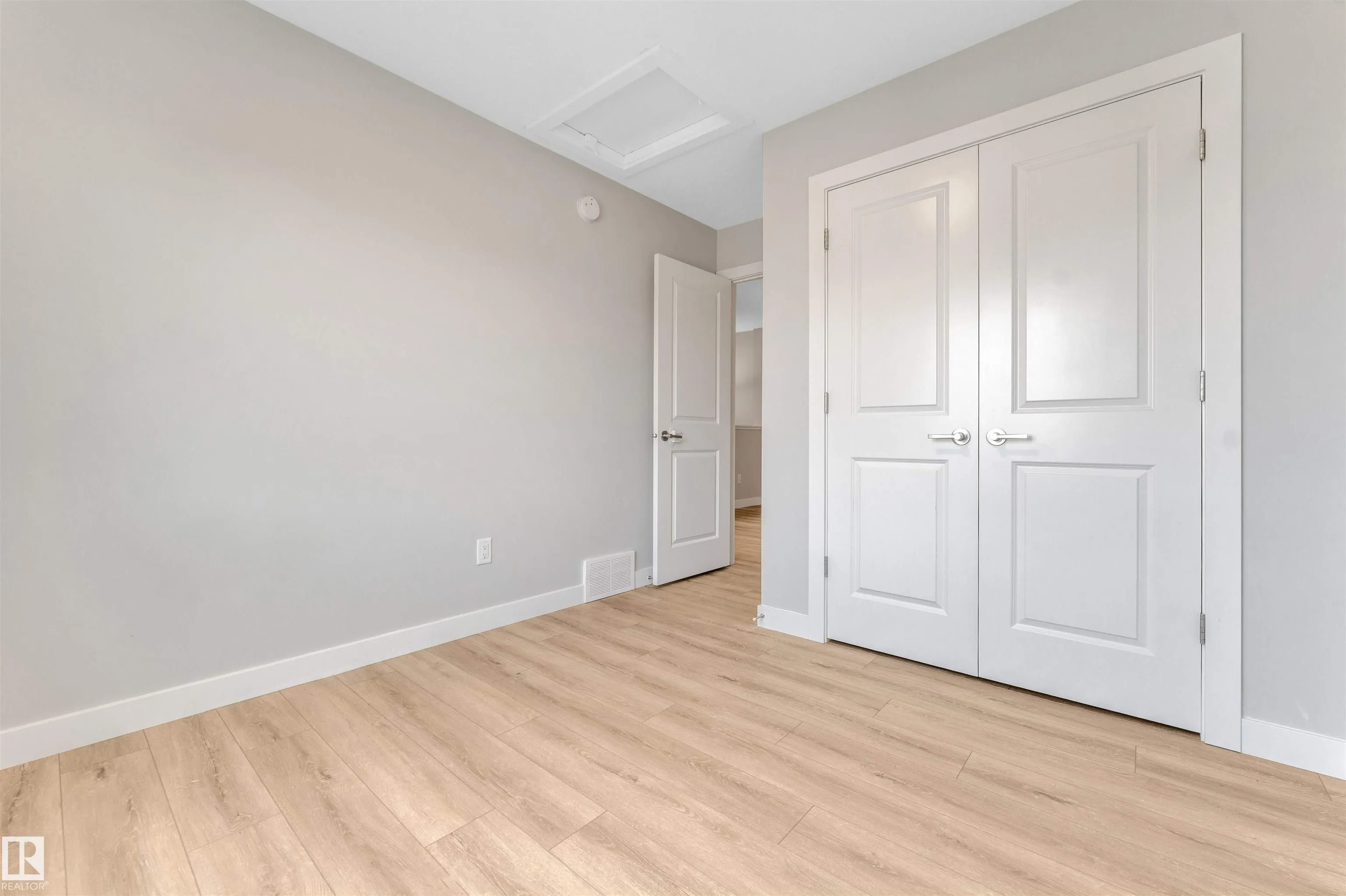 562 GLENRIDDING RAVINE Drive