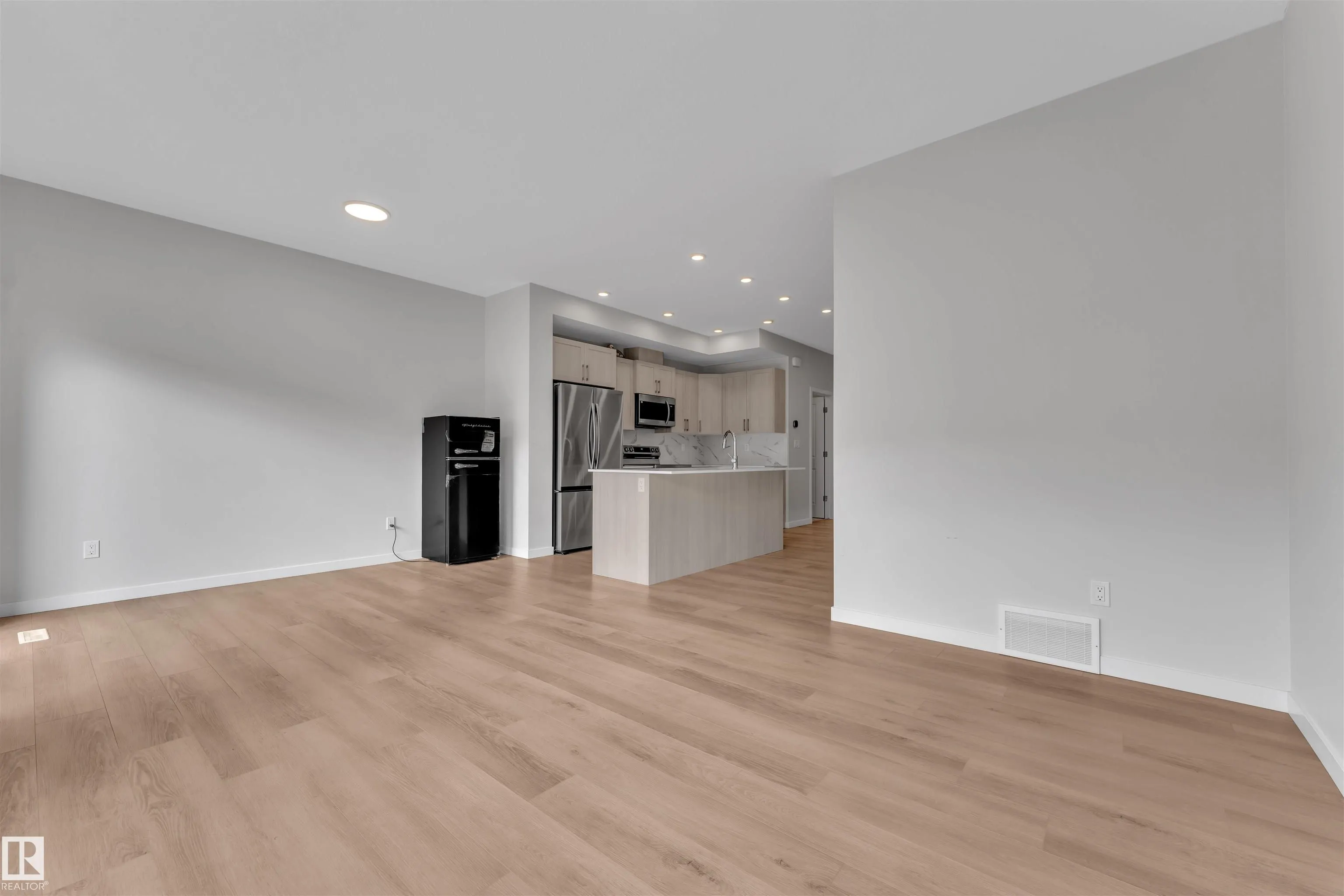 226 ORCHARDS Boulevard