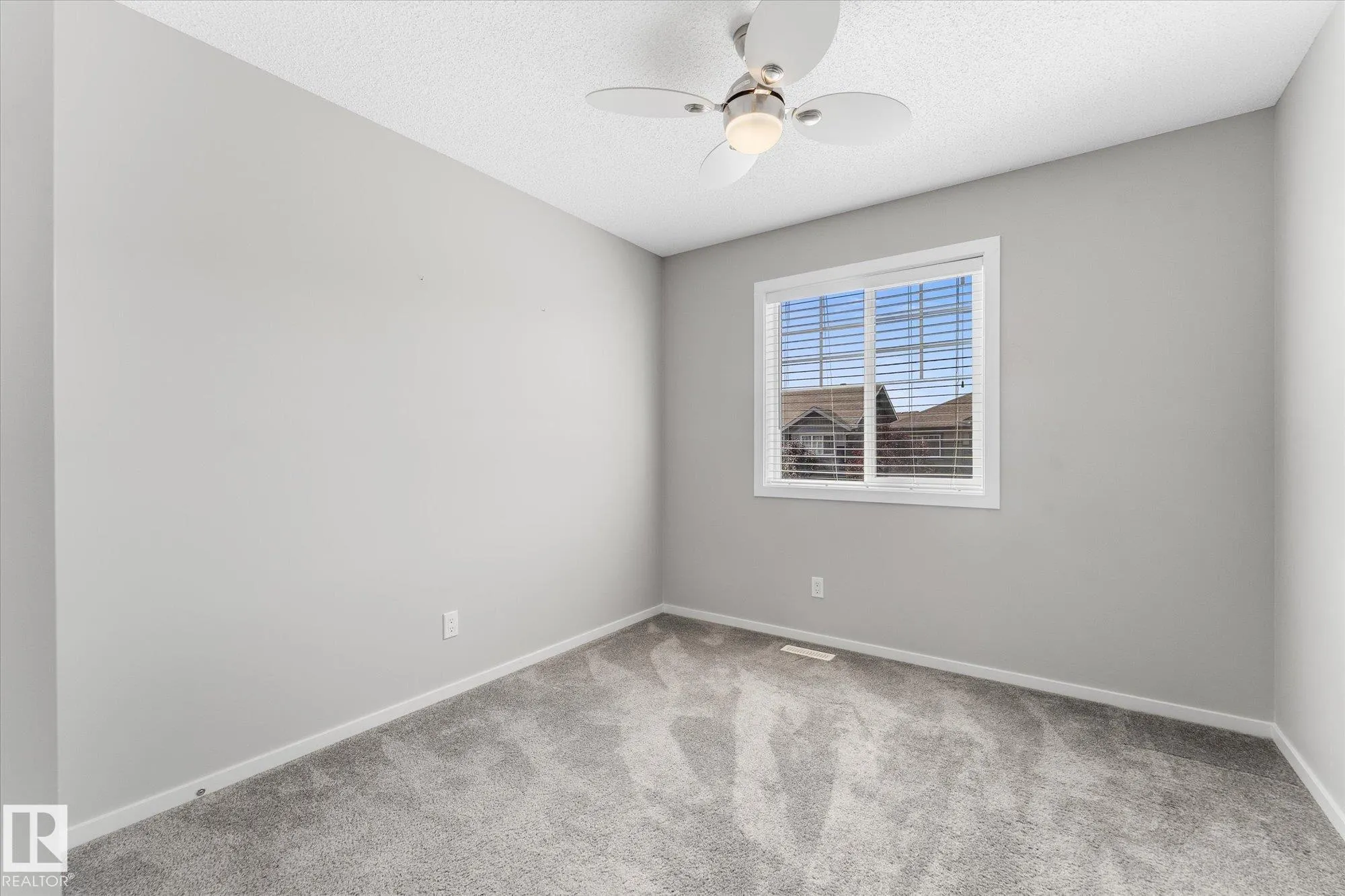 457 ORCHARDS Boulevard