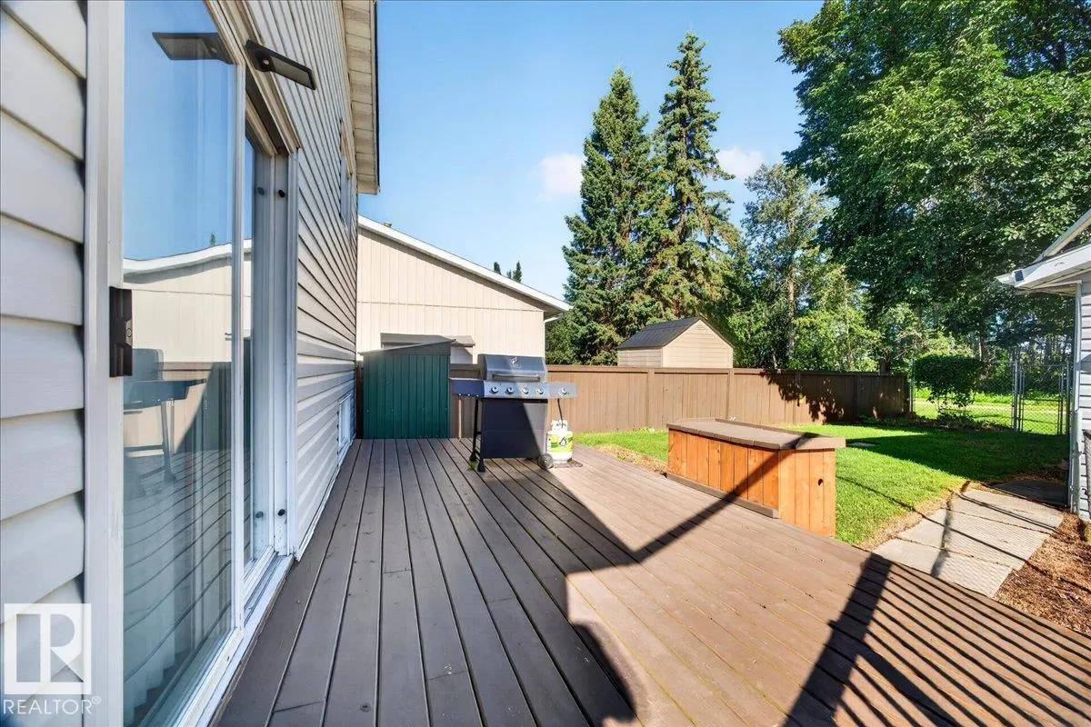 39 MCNABB Crescent